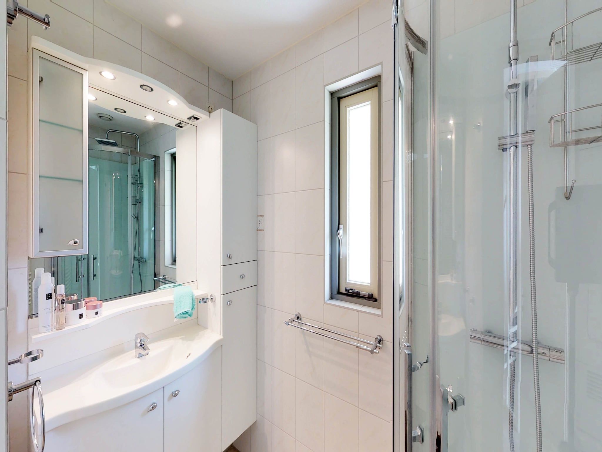 De badkamer van Villapark de Paardekreek 3 in Kortgene