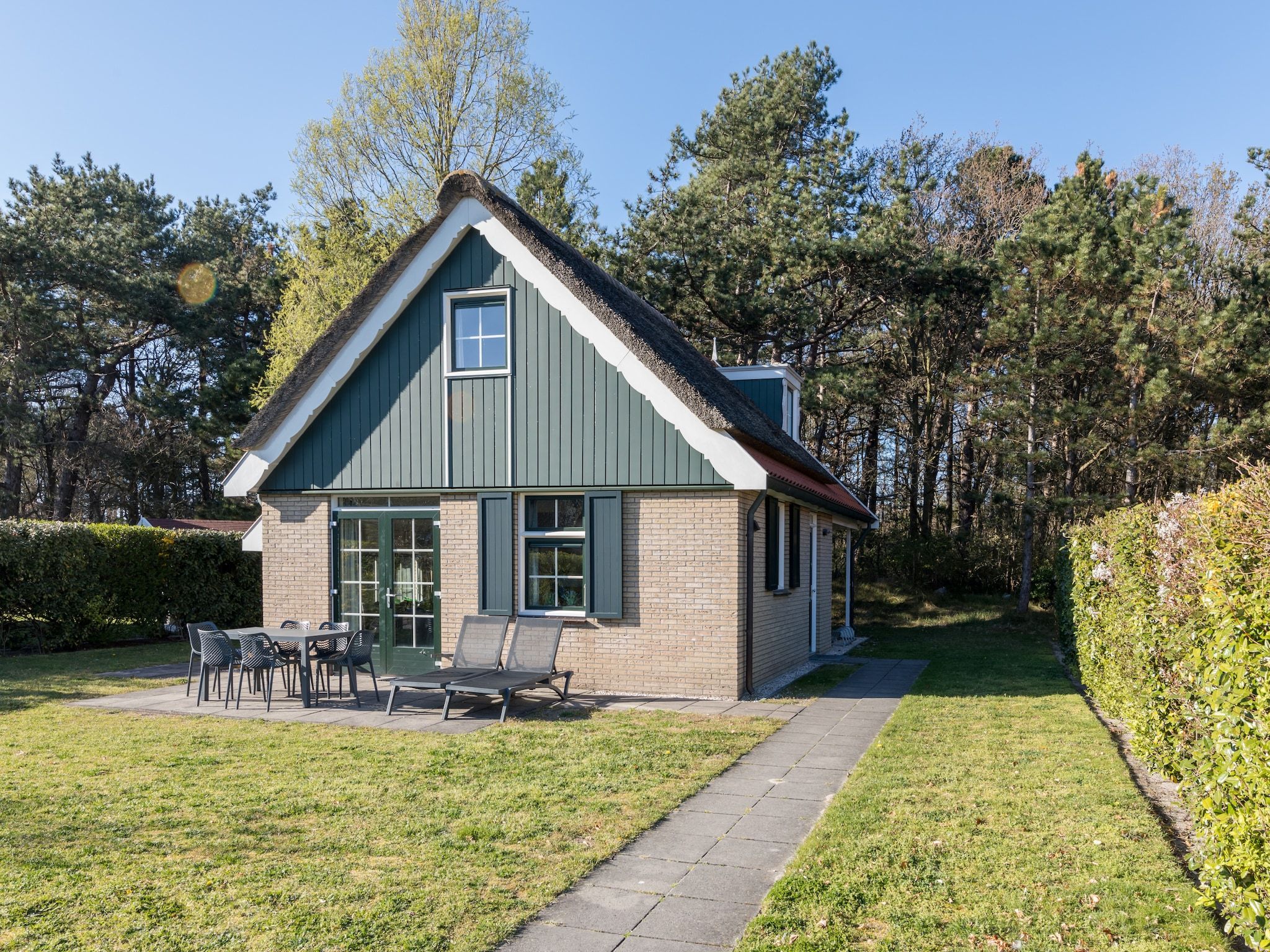 De buitenkant van Kustpark Texel 2 in De Koog