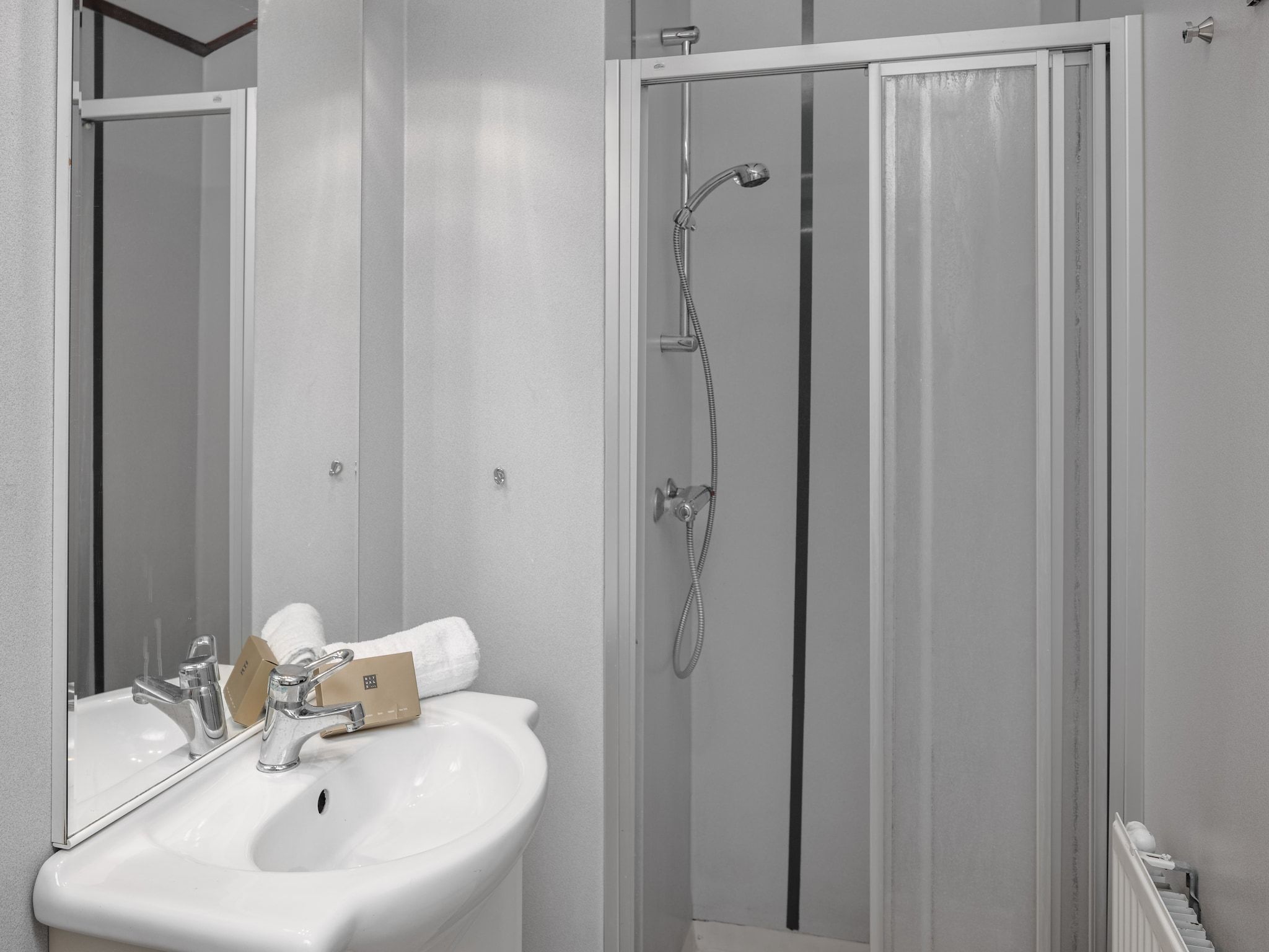 De badkamer van Bospark Lunsbergen 5 in Borger