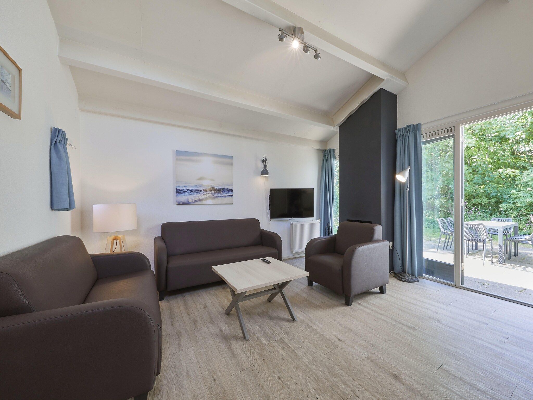 De woonkamer van Vakantiepark Kijkduin 2 in Den Haag