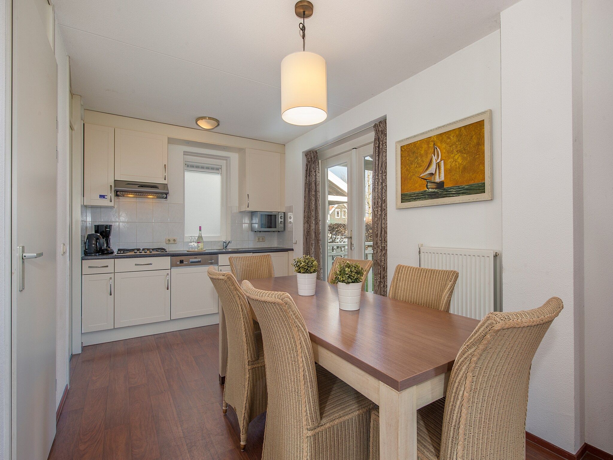 De eetkamer van Aquadelta 13 in Bruinisse