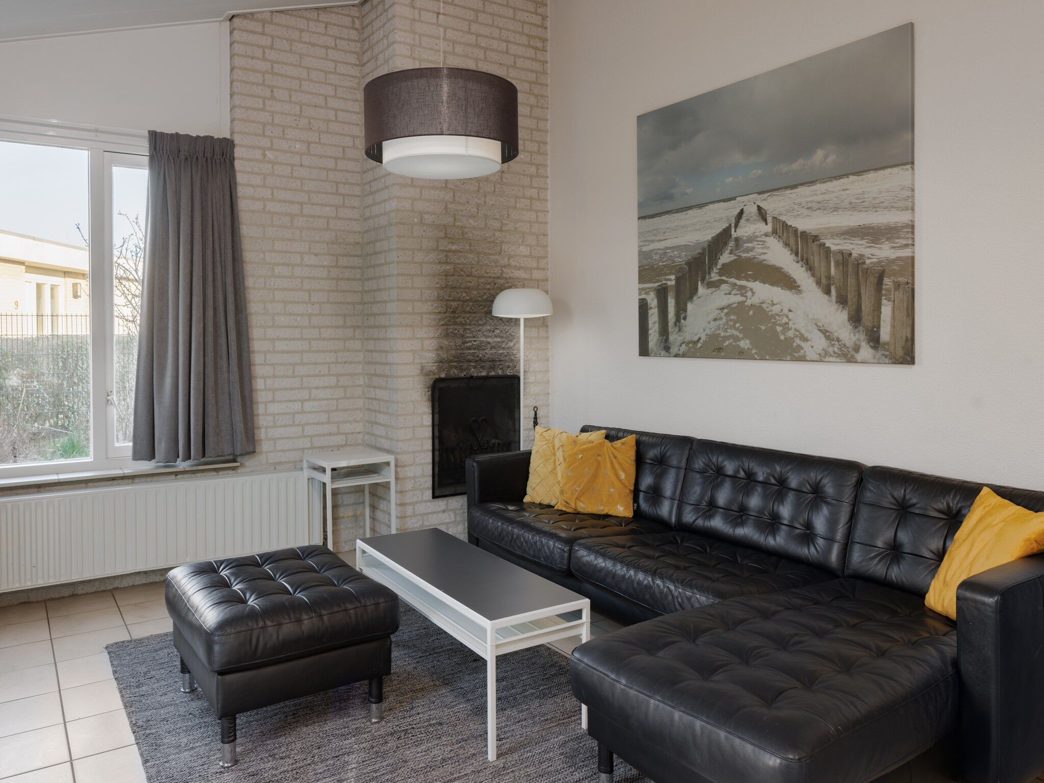 De woonkamer van Roompot Beach Resort 4 in Kamperland