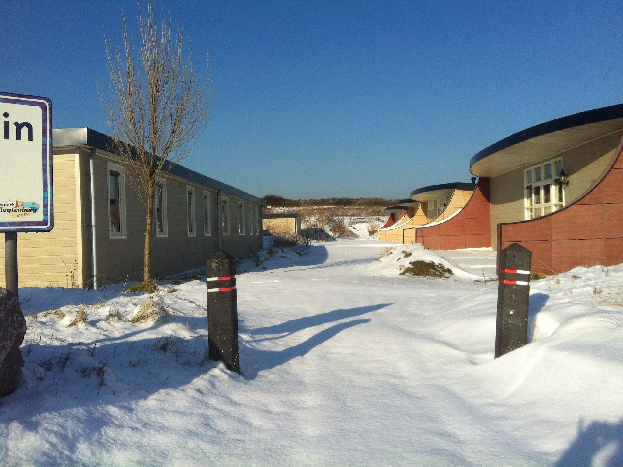 De buitenkant van Strandpark Vlugtenburg 5 in 's-Gravenzande