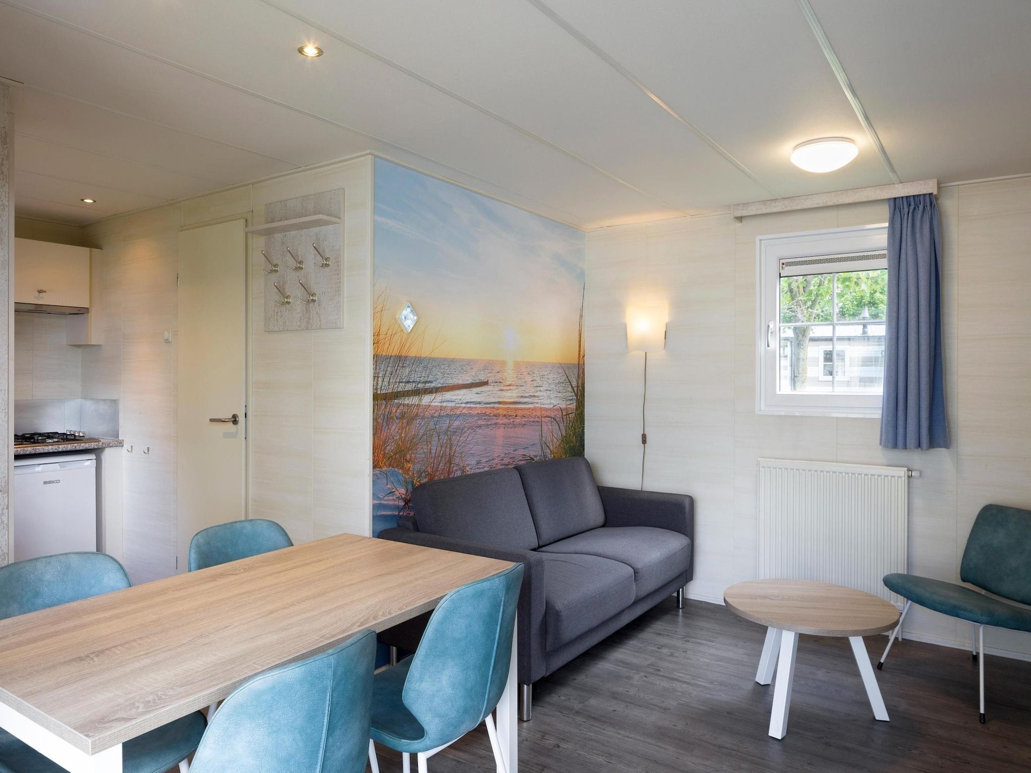 De eetkamer van Vakantiepark Beach Resort 2 in Kamperland