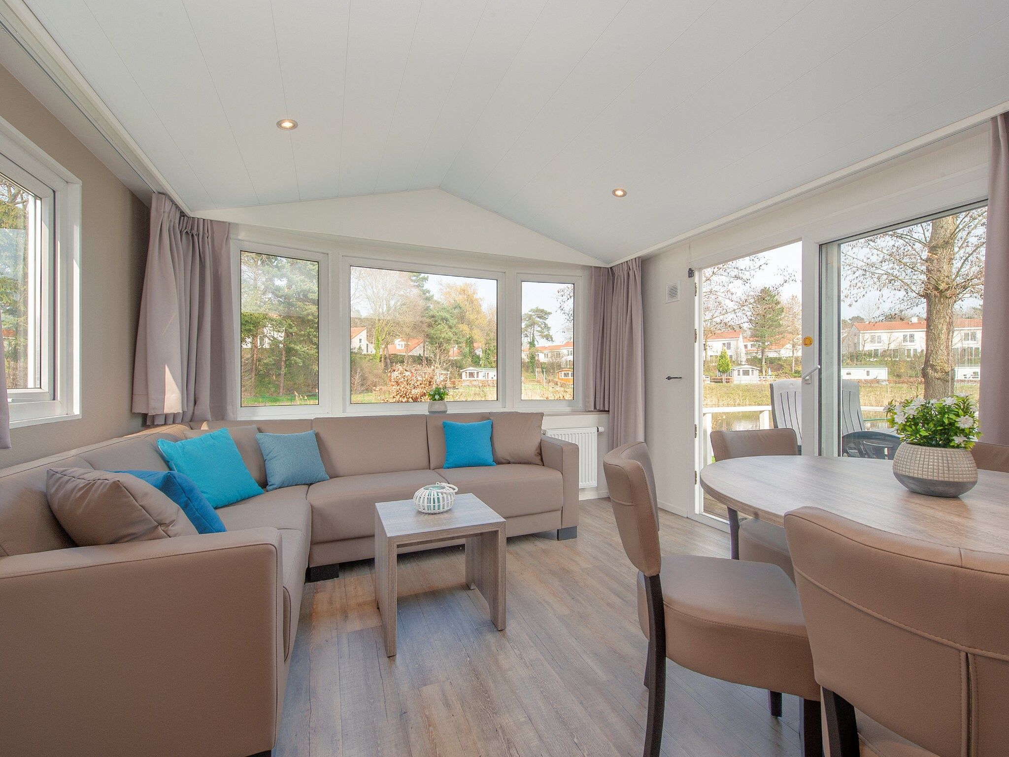 De woonkamer van Resort Arcen 15 in Arcen