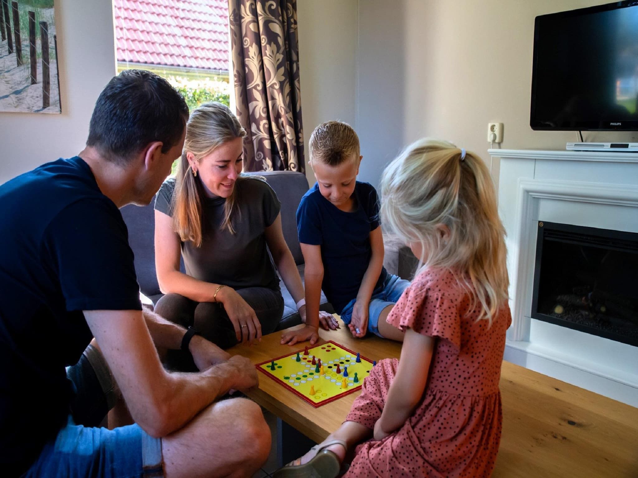 De woonkamer van Villavakantiepark IJsselhof 5 in Andijk