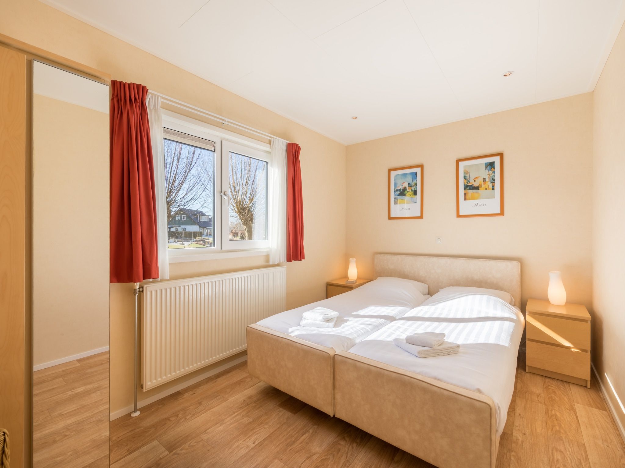 Een slaapkamer van Hunzepark 7 in Gasselternijveen