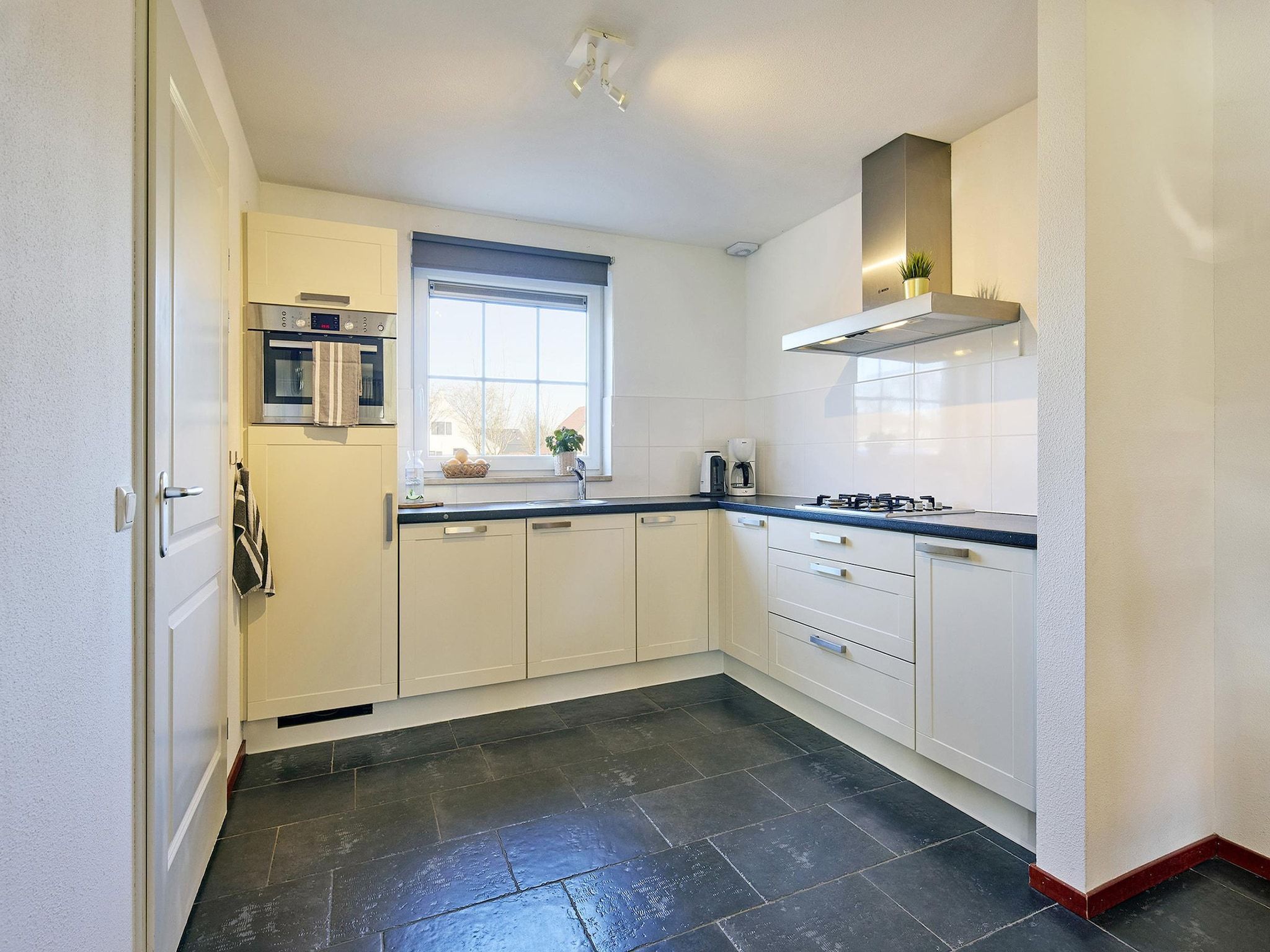 De keuken van Buitenhof De Leistert 15 in Roggel