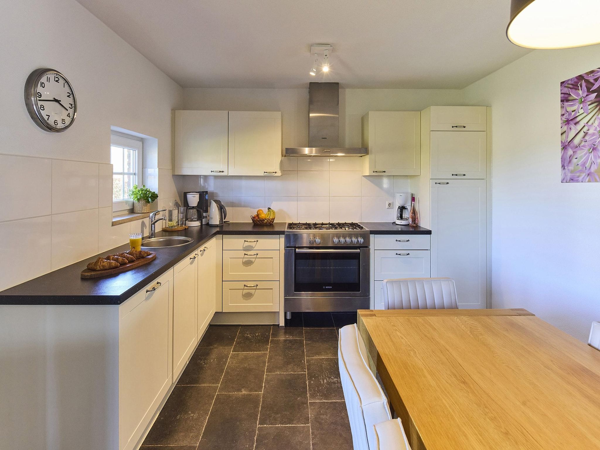 De keuken van Buitenhof De Leistert 4 in Roggel