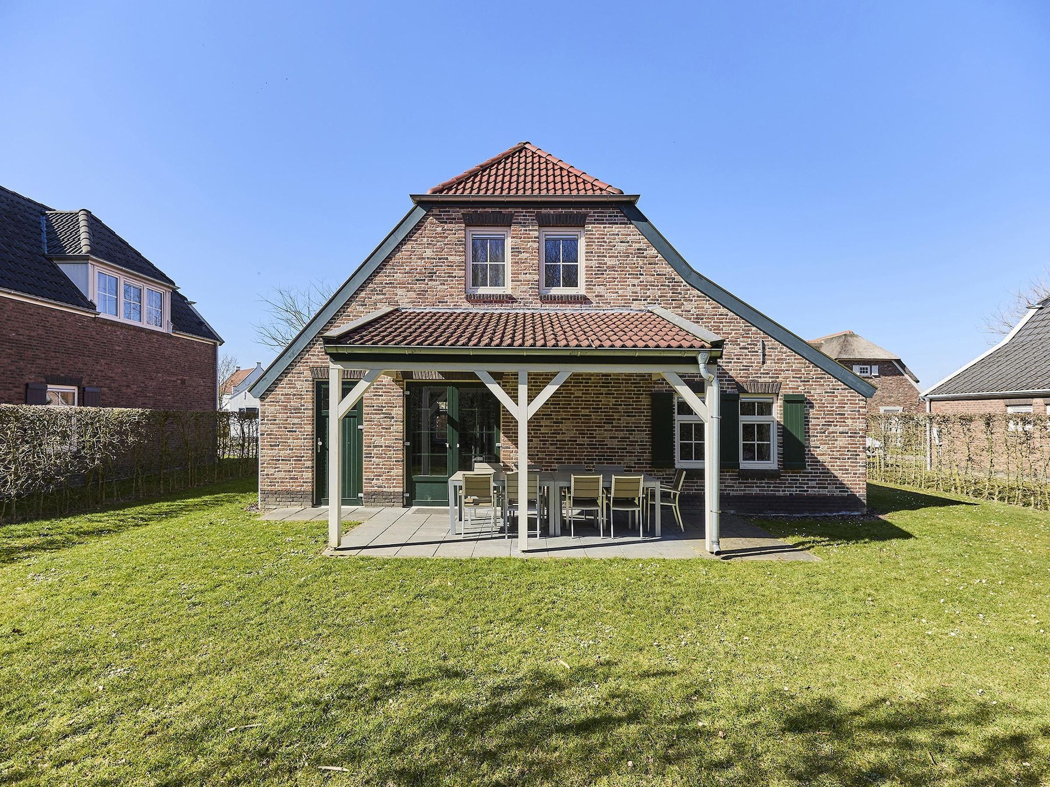 De buitenkant van Buitenhof De Leistert 11 in Roggel