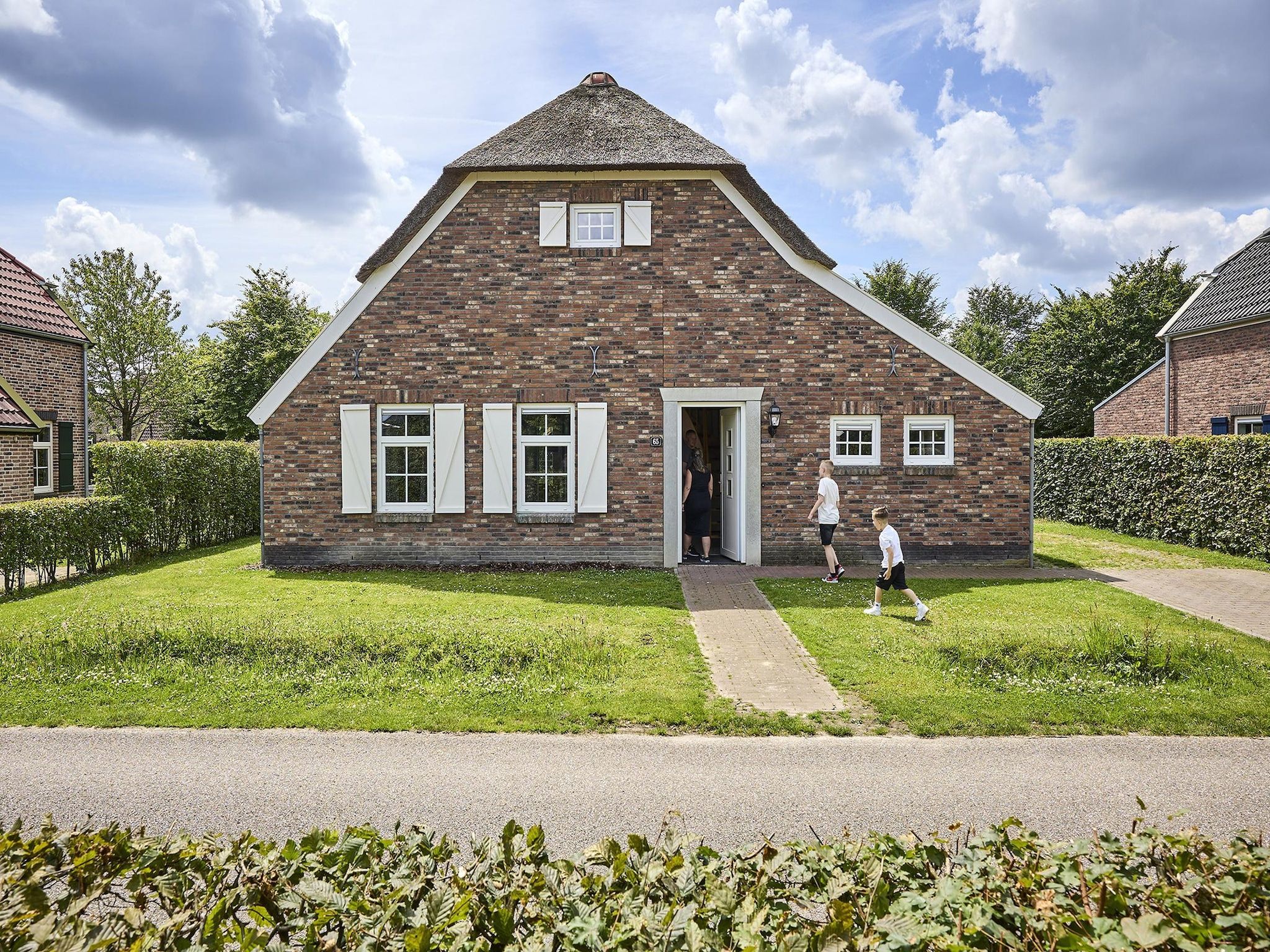 De buitenkant van Buitenhof De Leistert 10 in Roggel