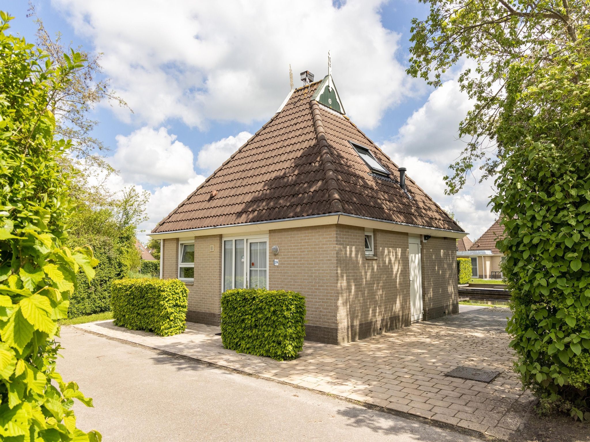 De buitenkant van Buitenplaats It Wiid 2 in Eernewoud