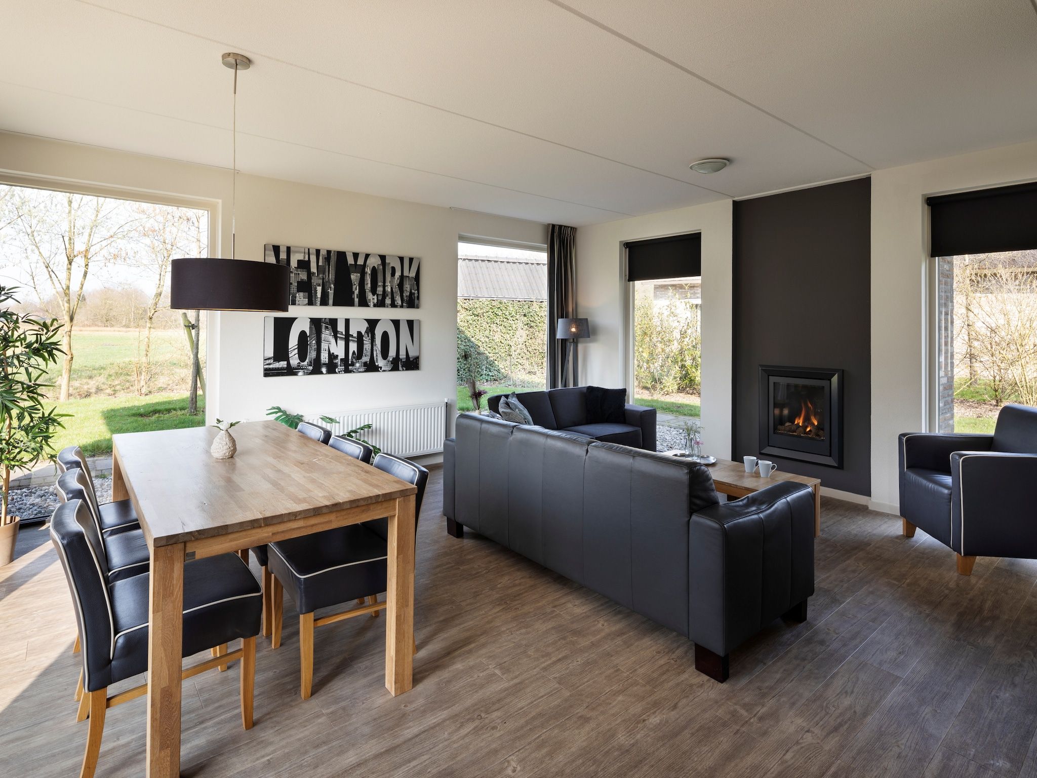 De woonkamer van Marke van Ruinen 5 in Ruinen