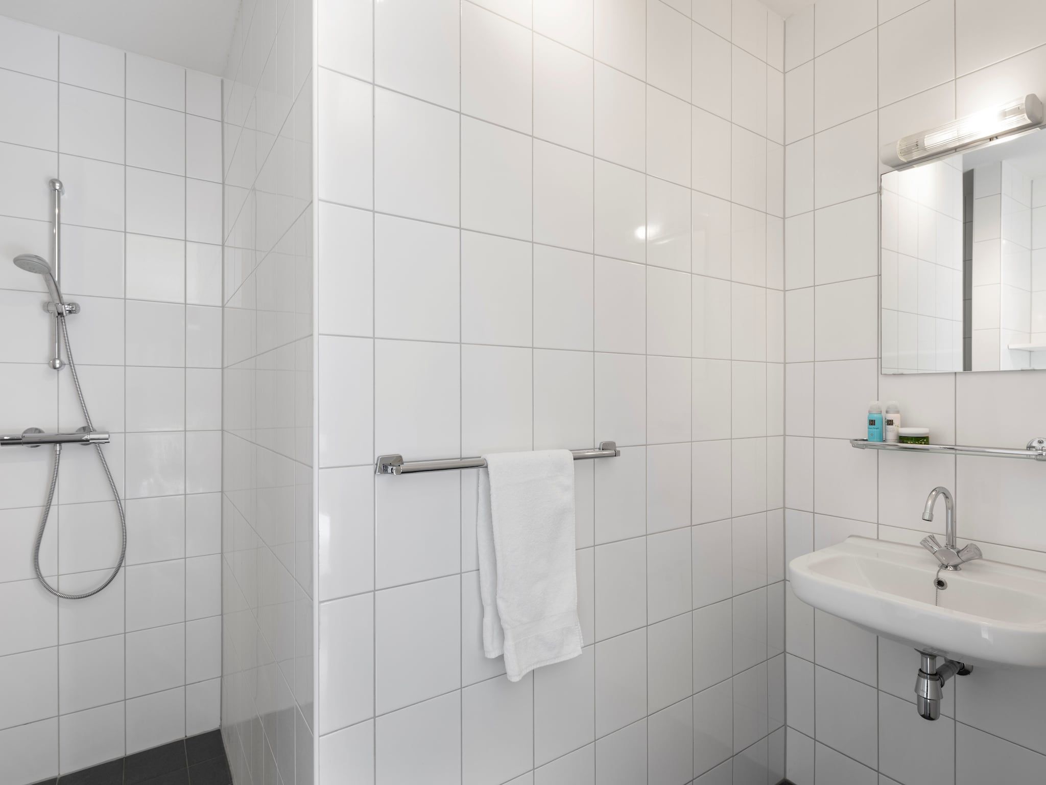 De badkamer van Marke van Ruinen 5 in Ruinen