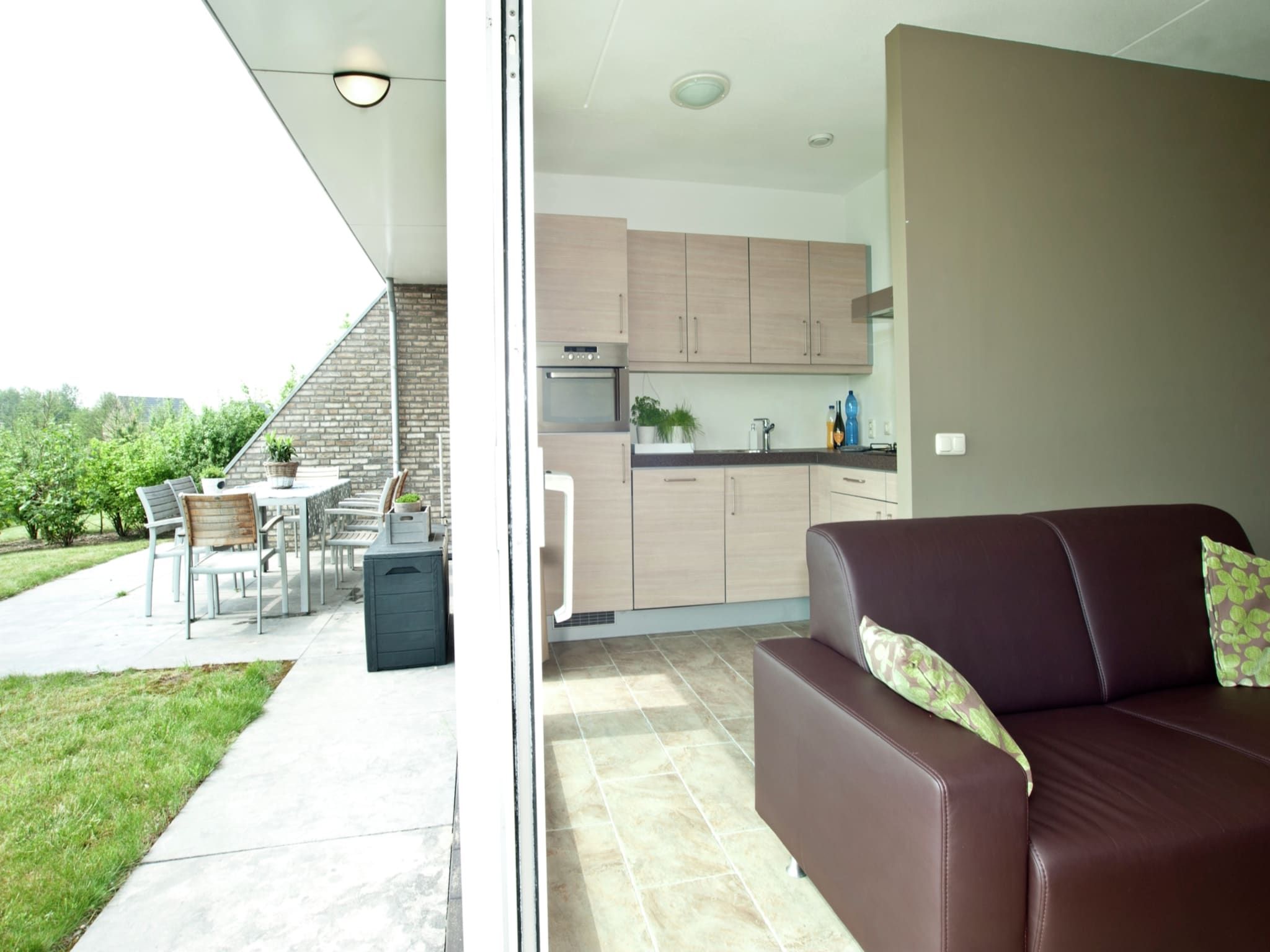 De keuken van Tuinvilla 2-6 persoons in Heel