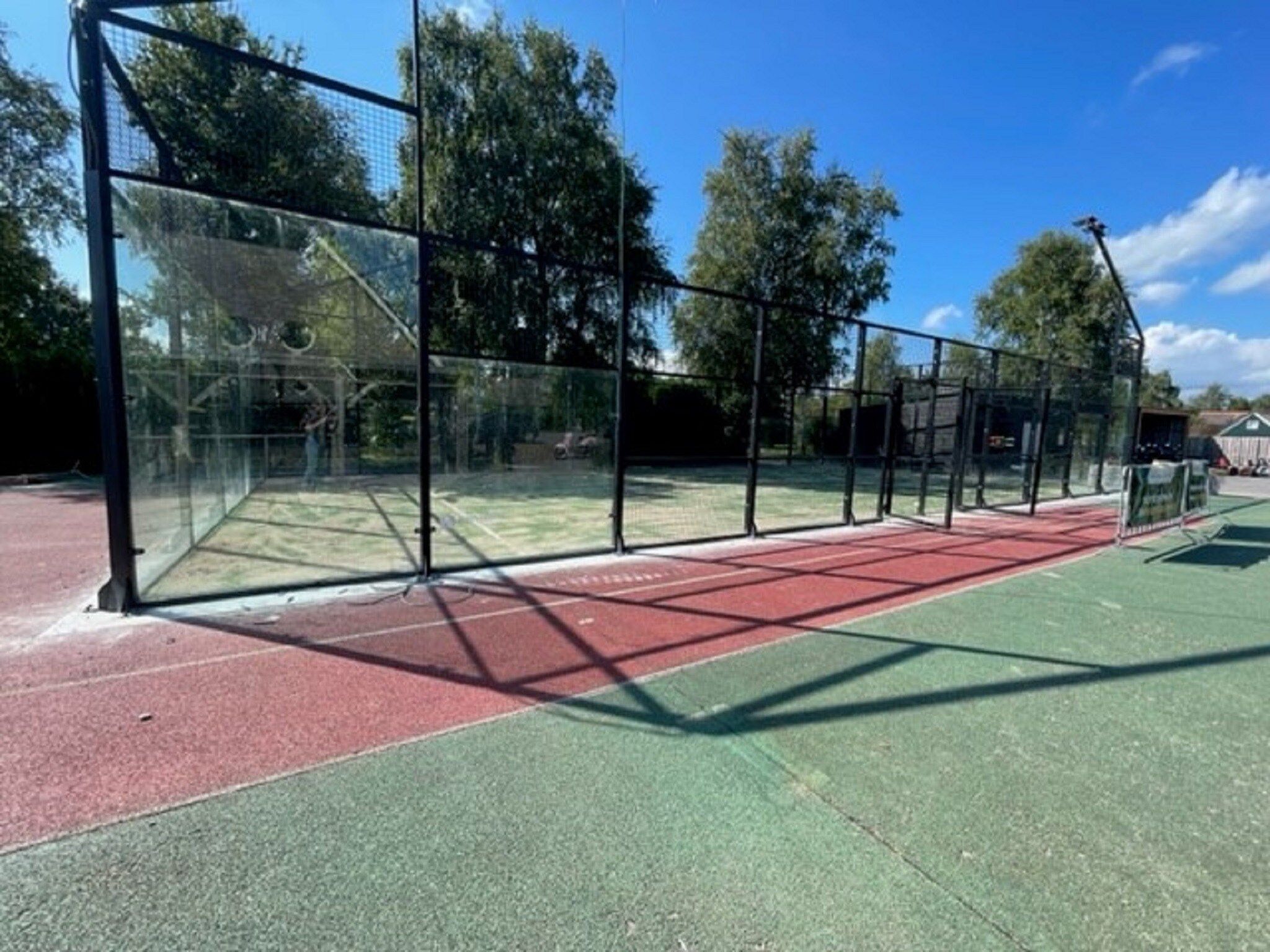 Parkfaciliteiten bij Villapark De Weerribben 4 in Paasloo