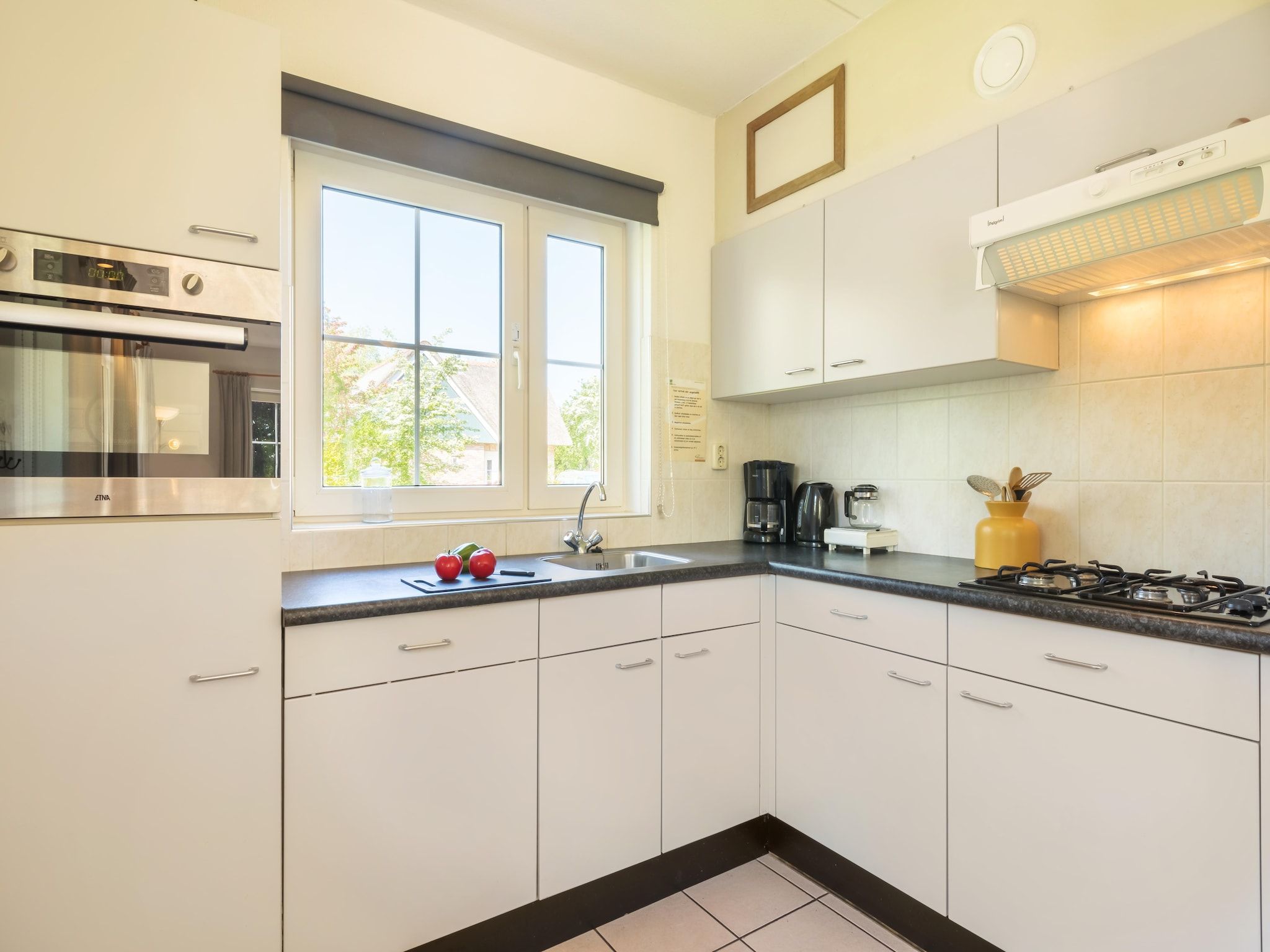 De keuken van Villapark De Weerribben 1 in Paasloo