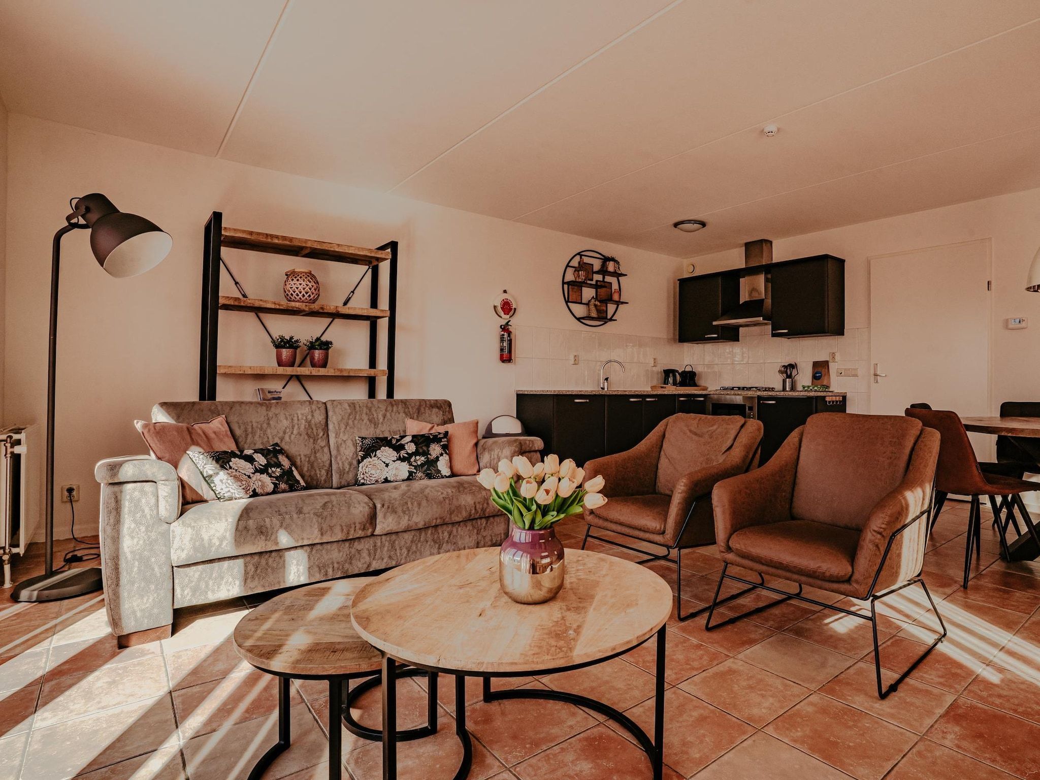 De woonkamer van Waterpark de Meerparel 7 in Uitgeest