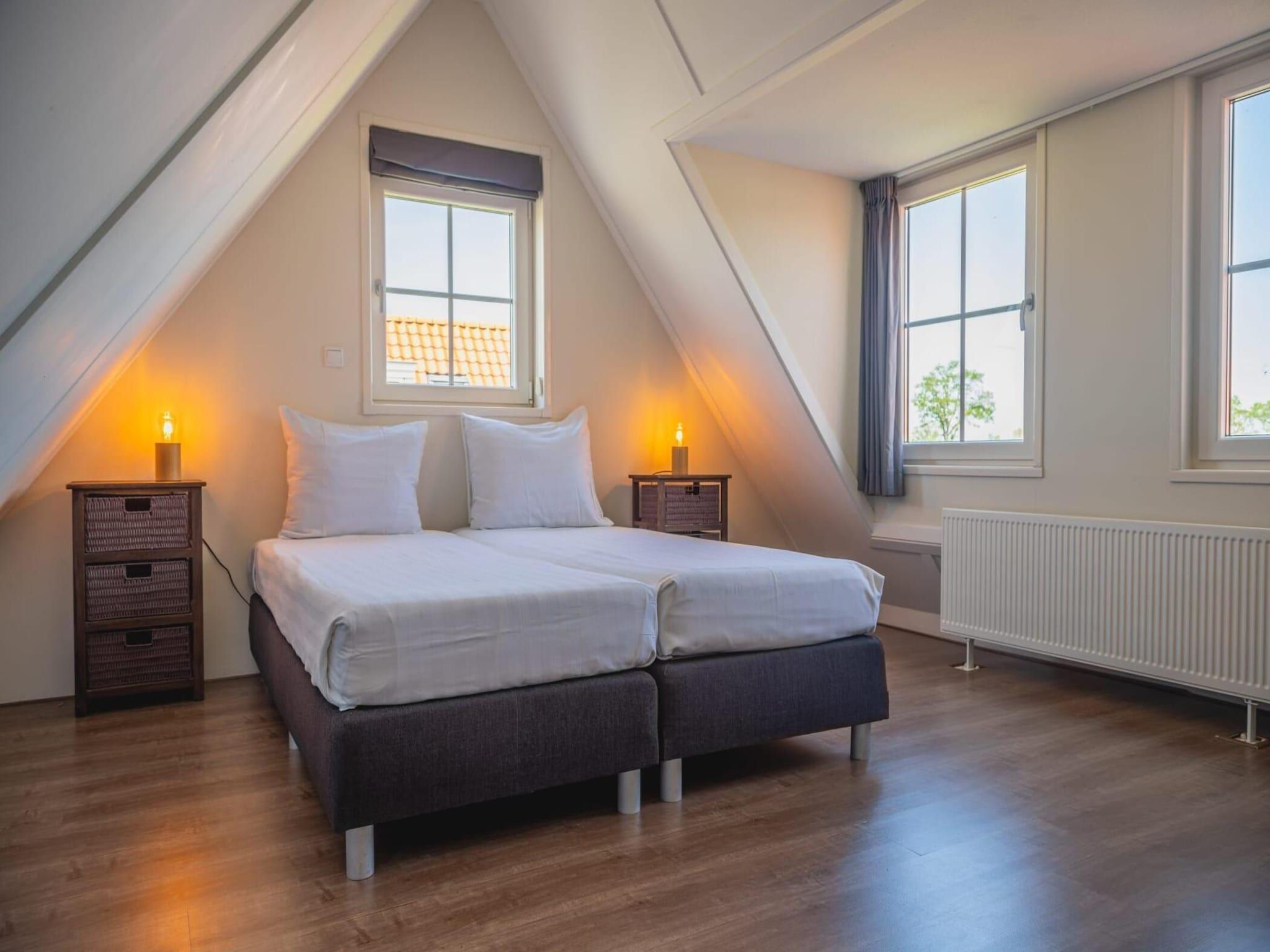 Een slaapkamer van De Rijp  6 personen in West-Graftdijk