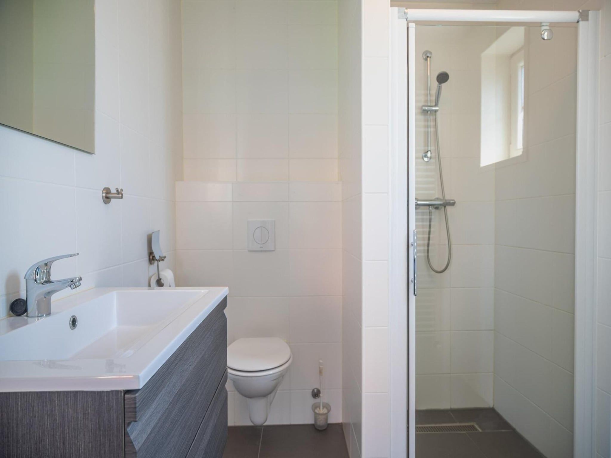 De badkamer van De Rijp  6 personen in West-Graftdijk