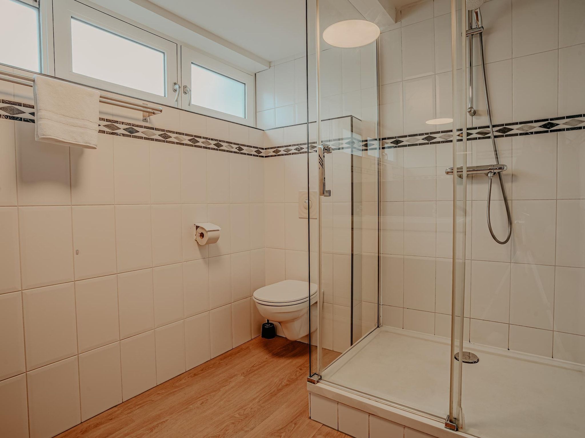 De badkamer van Waterpark de Meerparel 5 in Uitgeest