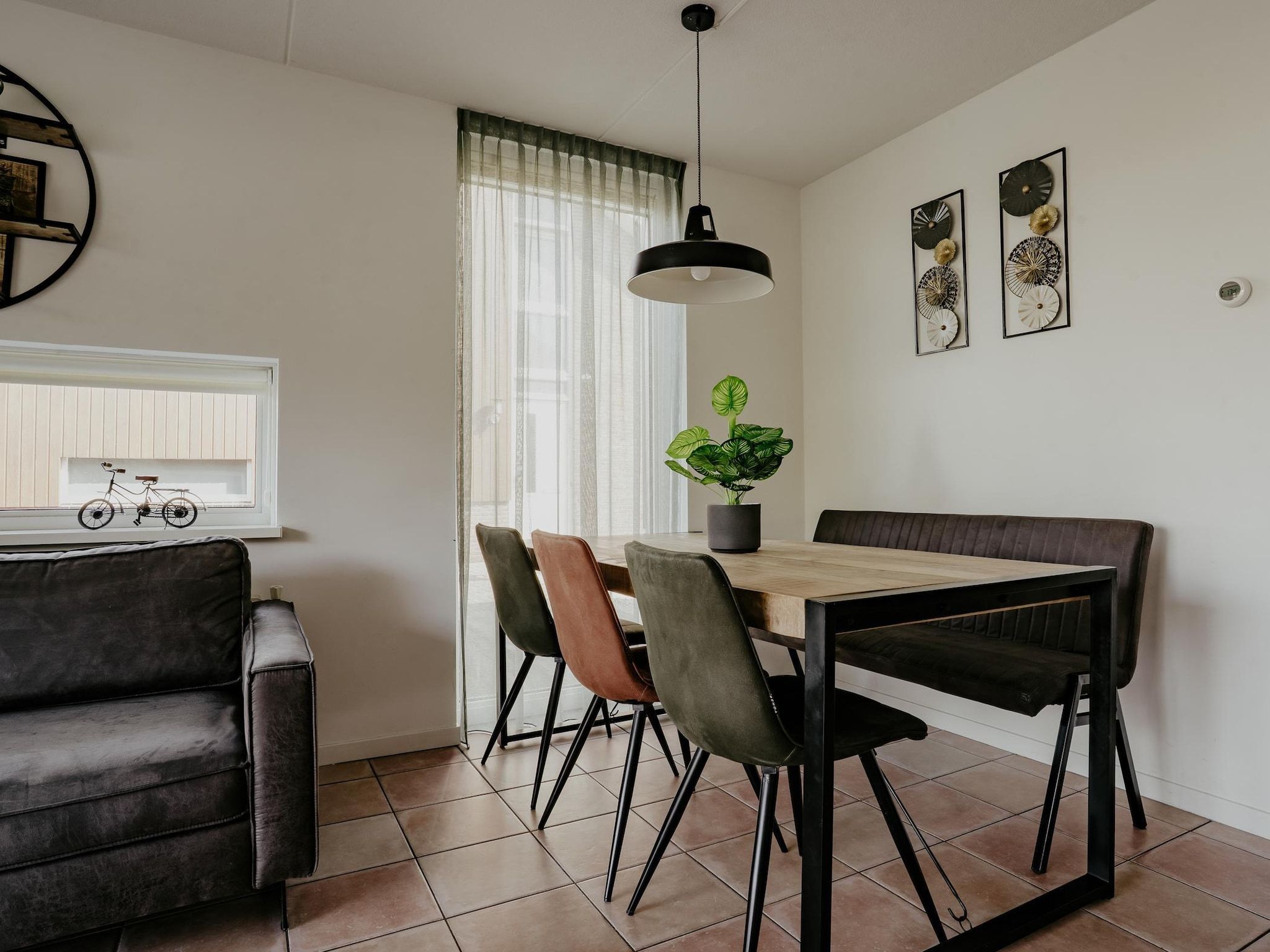 De eetkamer van Waterpark de MeerParel 3 in Uitgeest