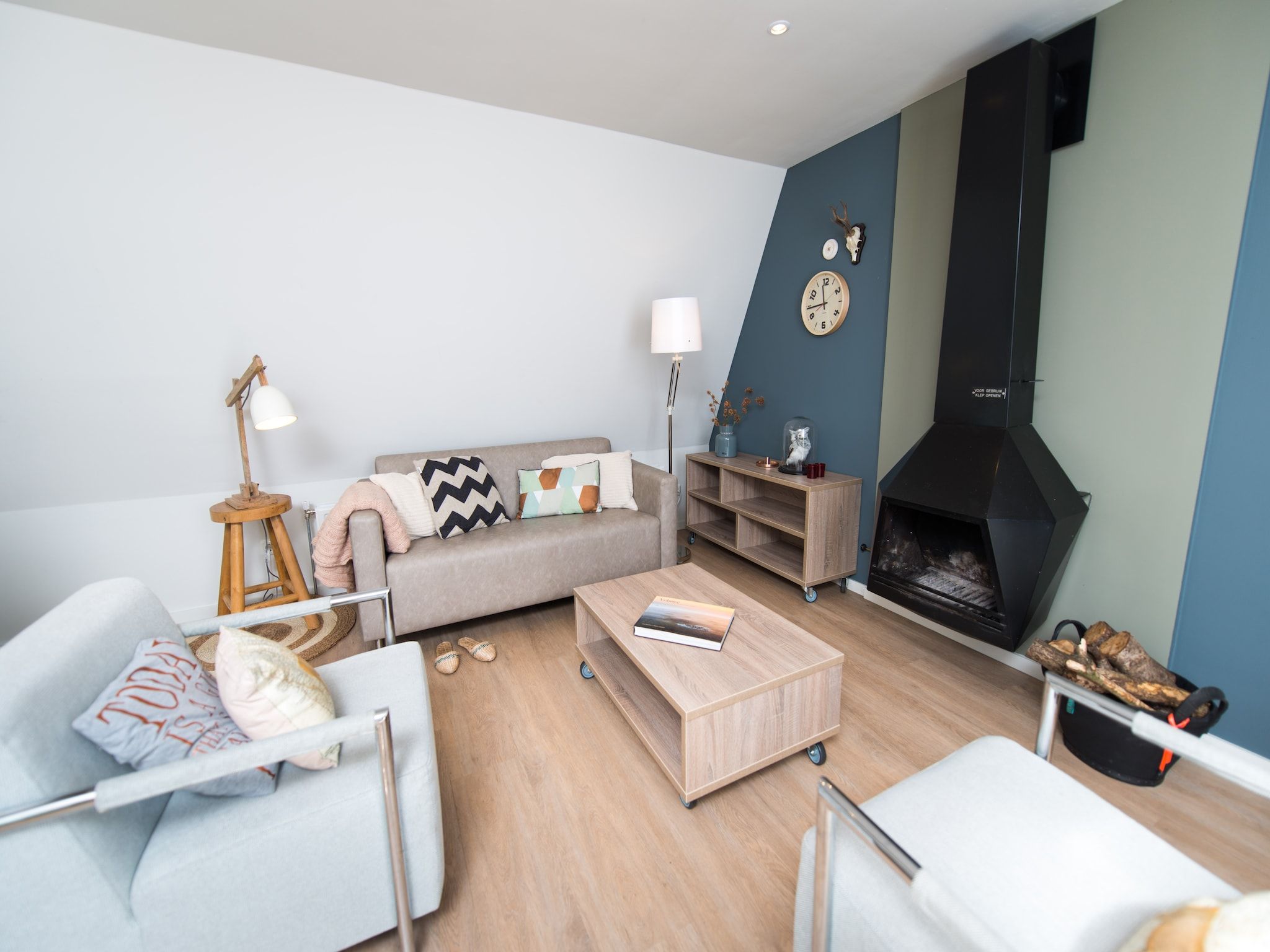 De woonkamer van Bungalowpark Hoenderloo 5 in Hoenderloo