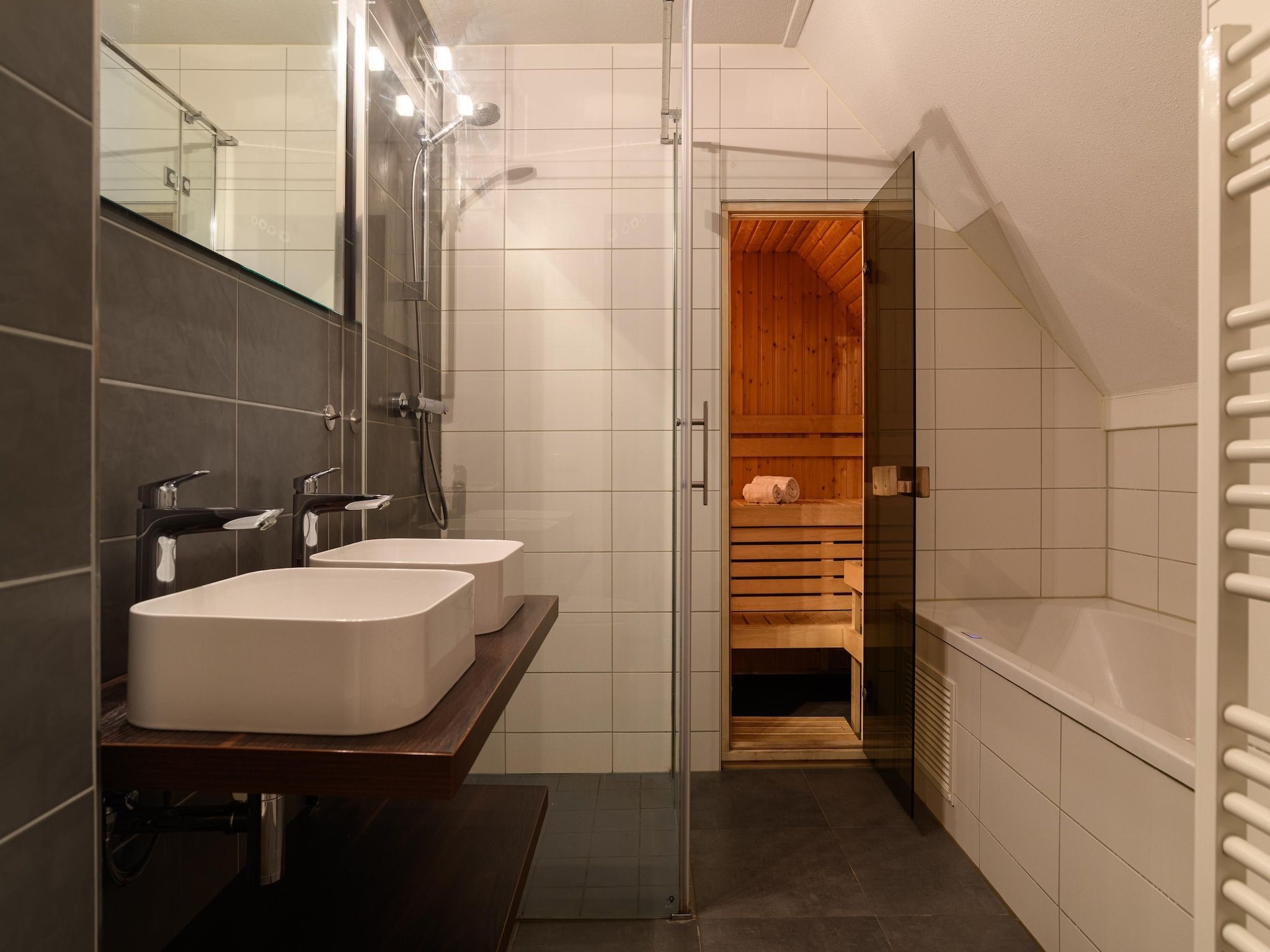 De badkamer van Resort Maastricht 2 in Maastricht