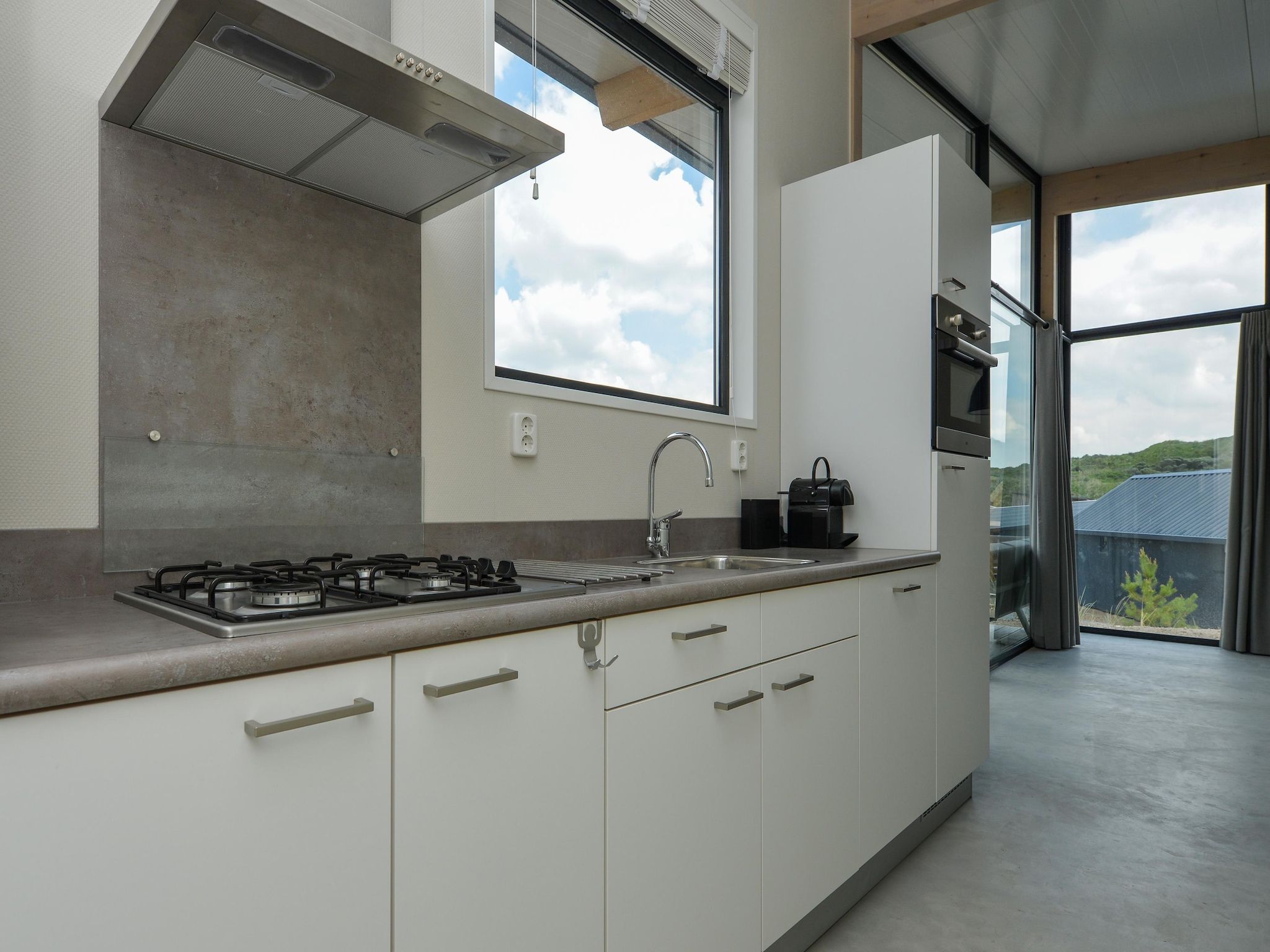 De keuken van Sea Lodges Bloemendaal 1 in Bloemendaal