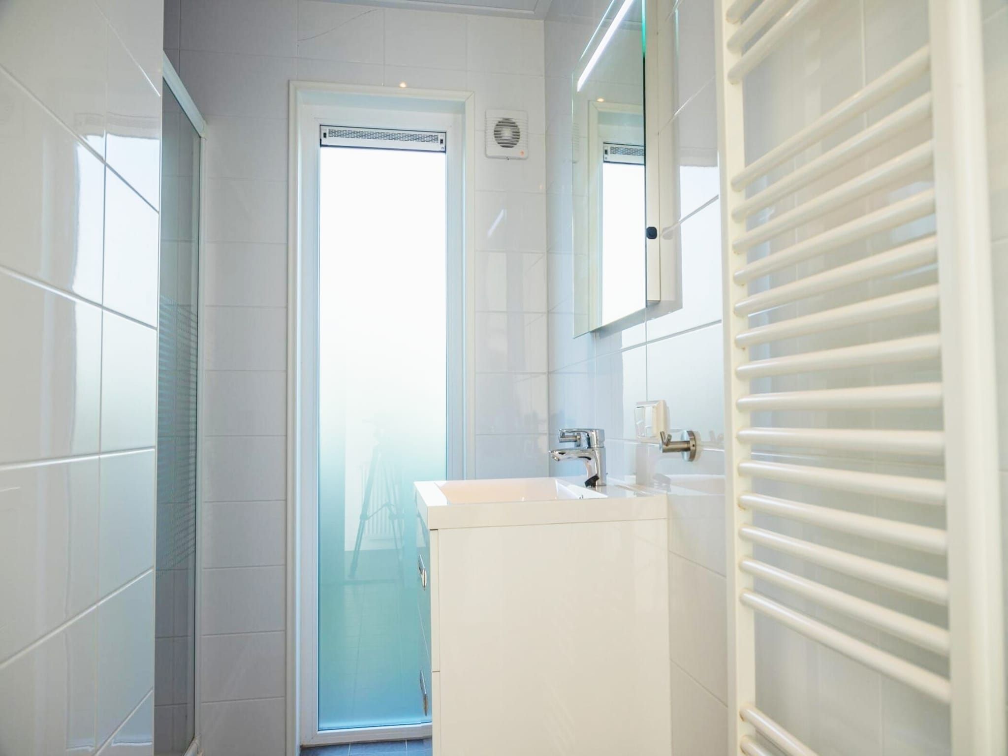 De badkamer van Beemsterdijk  6 personen in West-Graftdijk