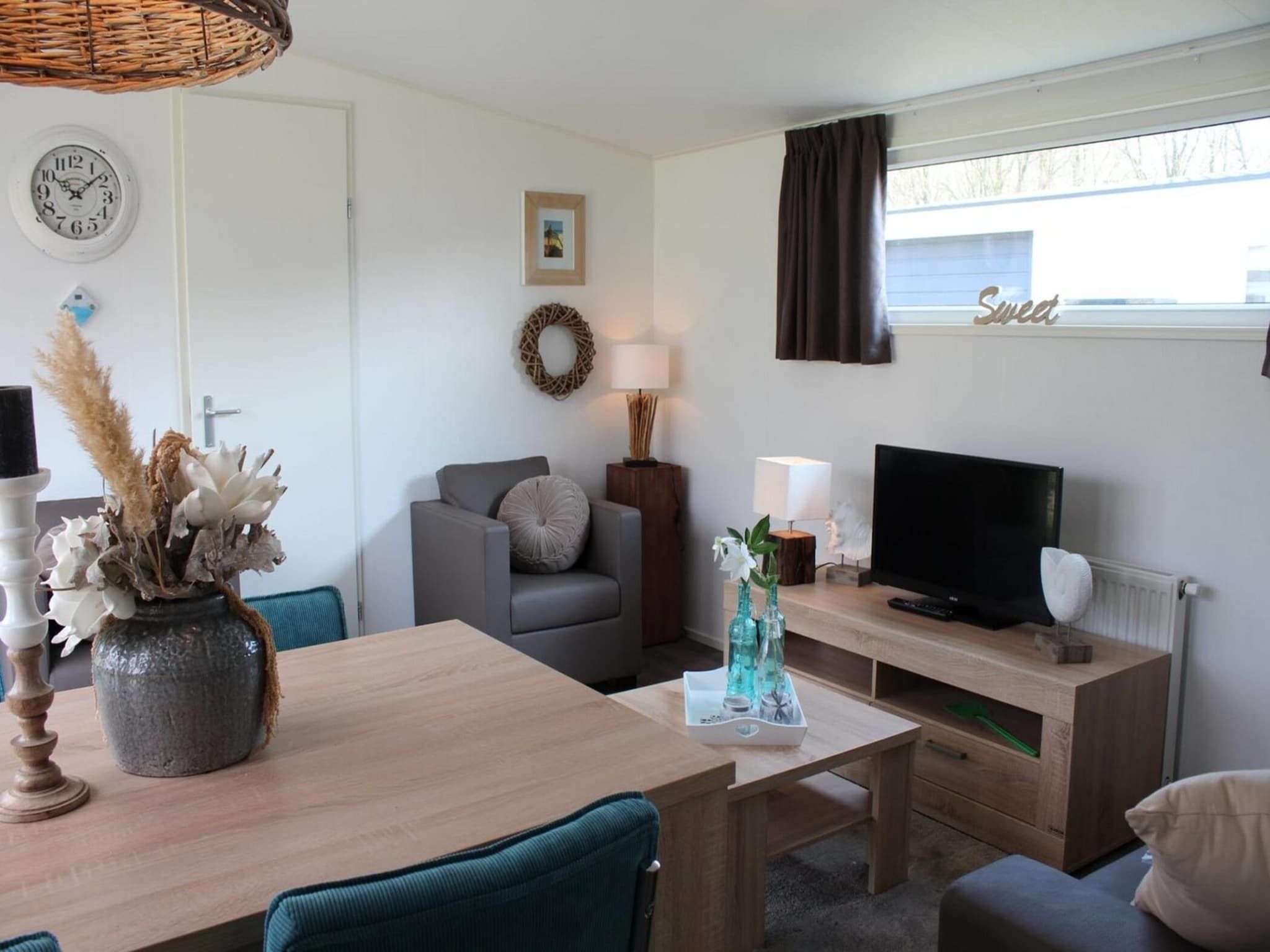 De eetkamer van Beemsterdijk  4 personen in West-Graftdijk