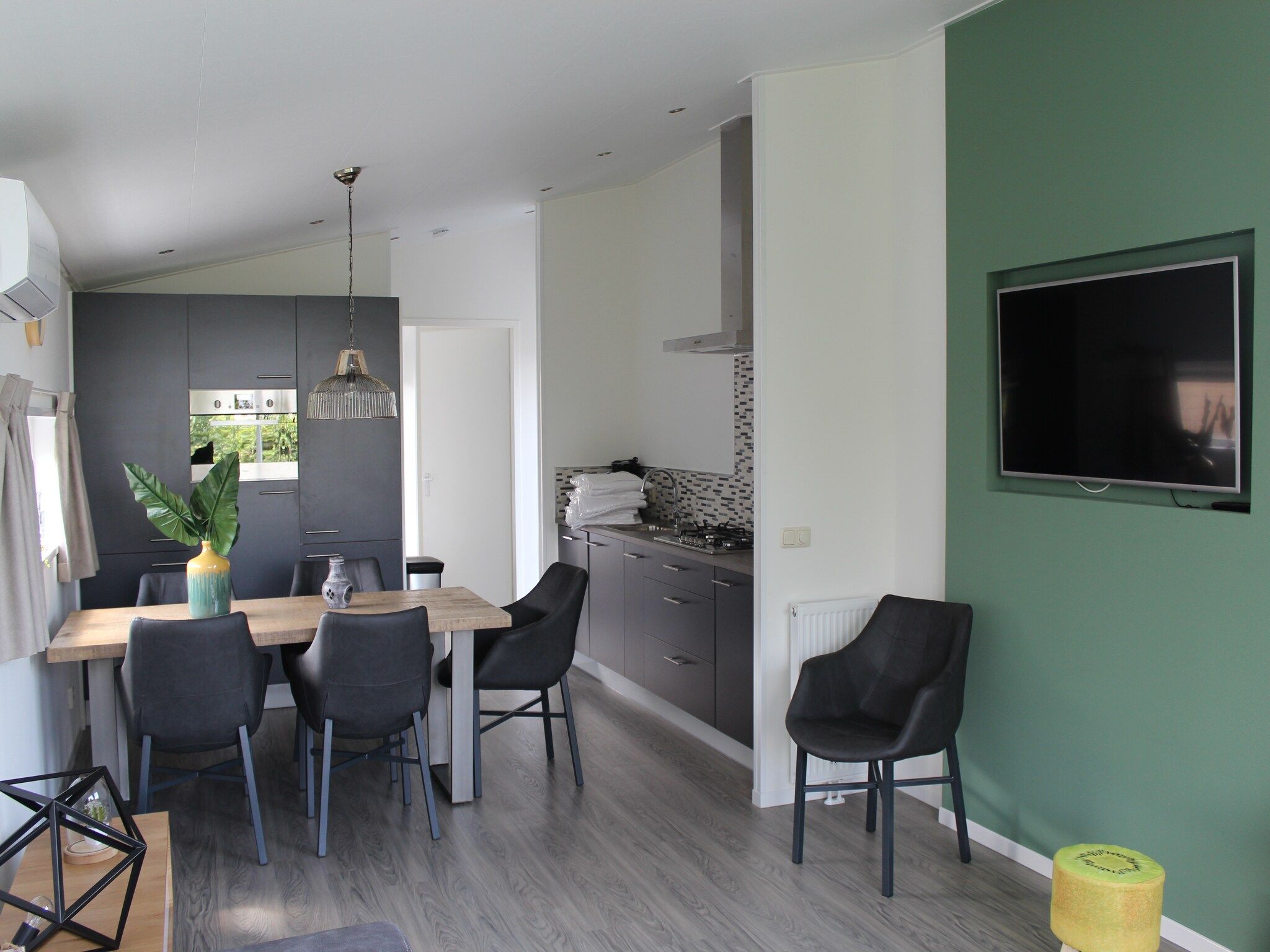 De eetkamer van Resort Mooi Bemelen 4 in Bemelen