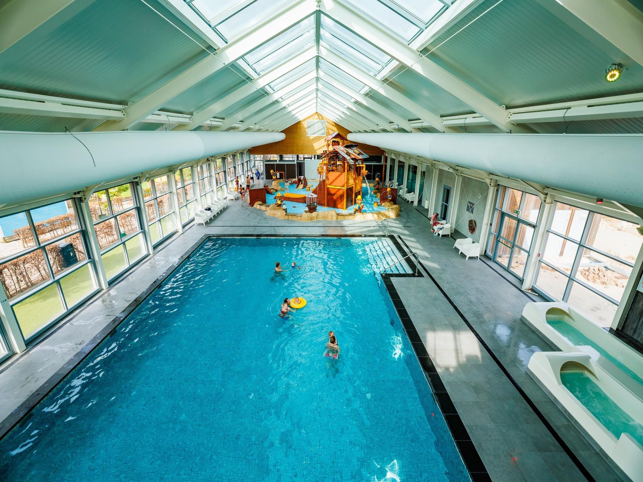 Parkfaciliteiten bij Vakantiepark Eiland van Maurik 3 in Maurik