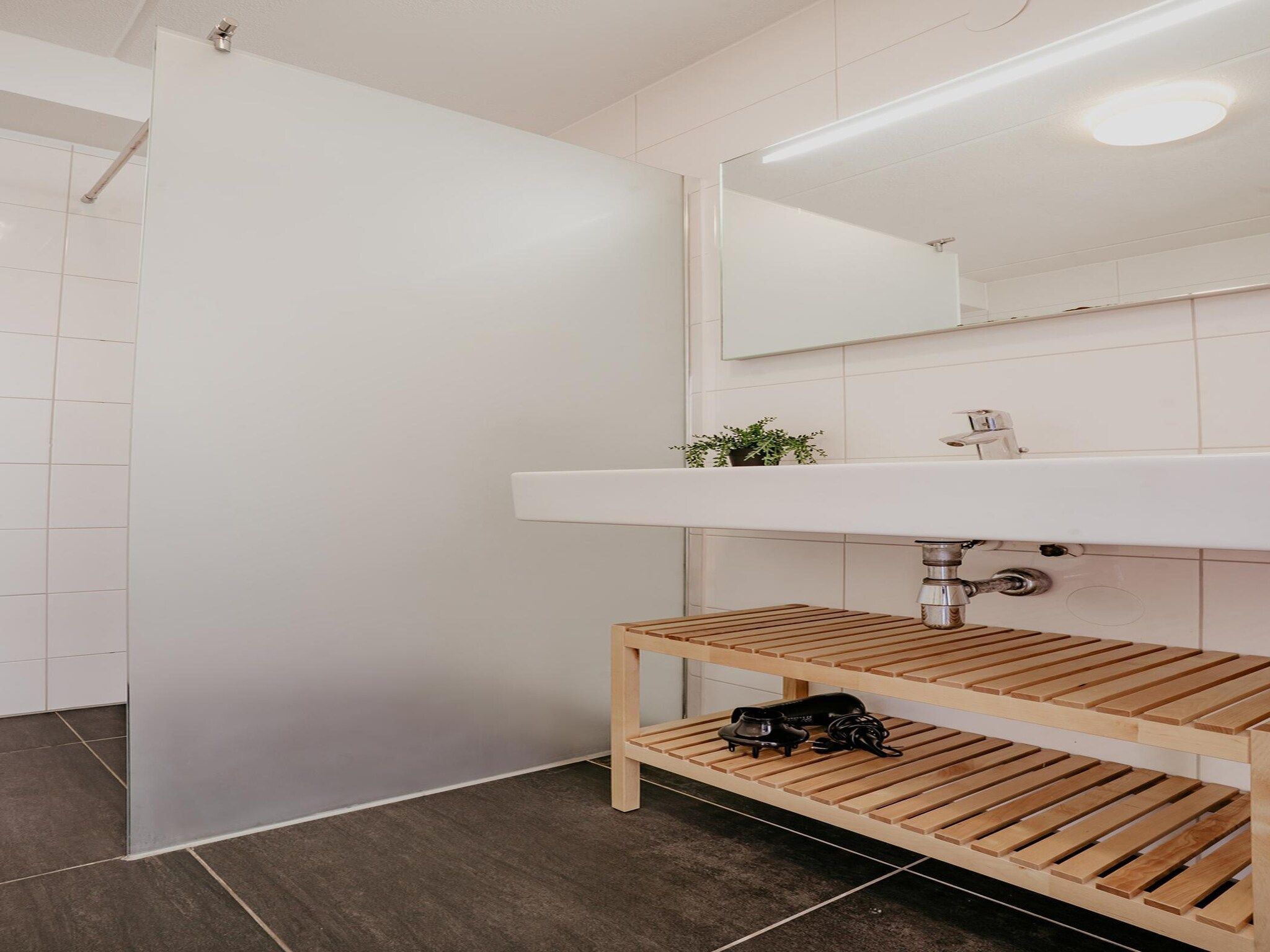 De badkamer van Waterpark de Meerparel  1 in Uitgeest