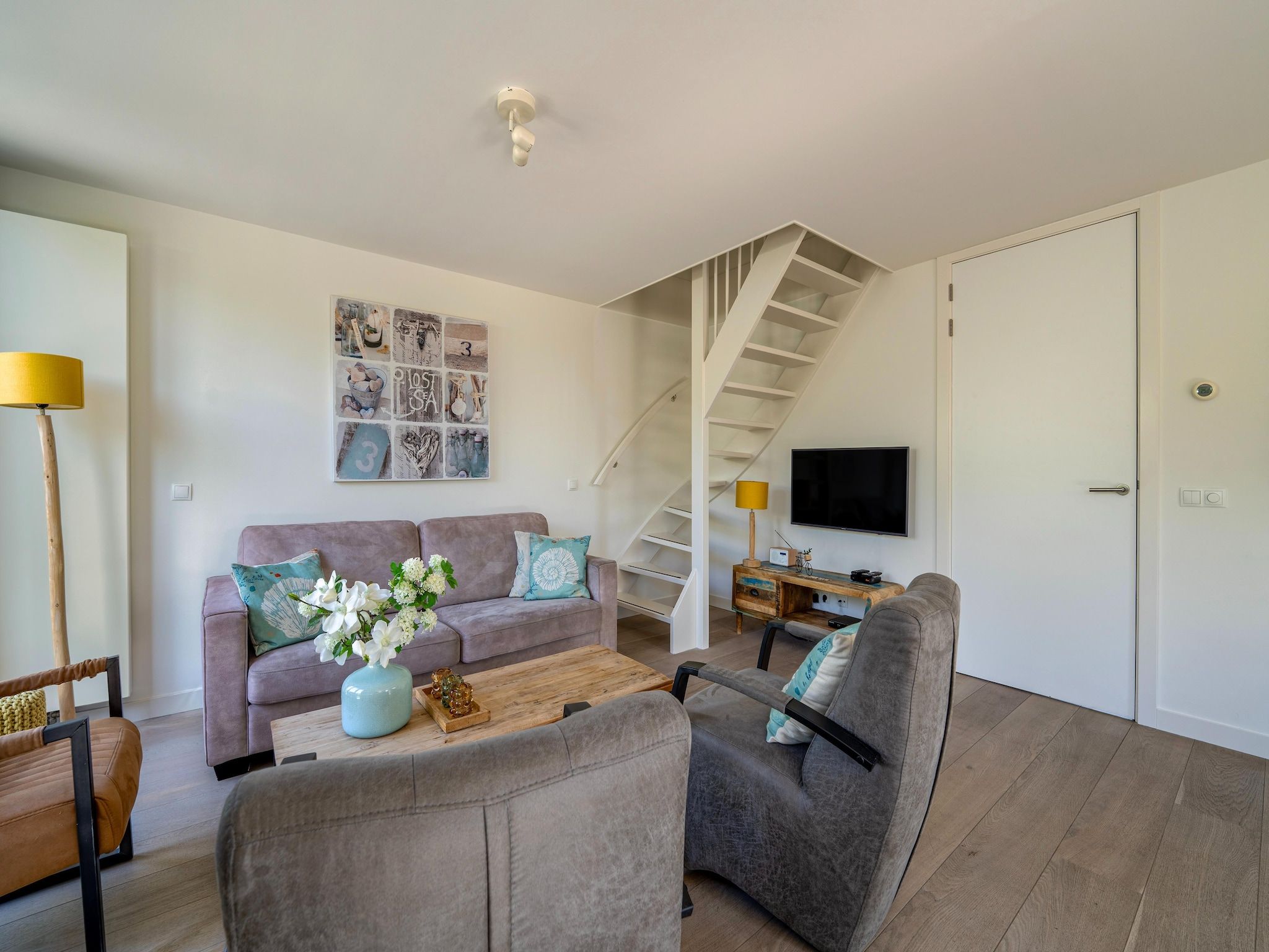 De woonkamer van Casa Anti Stressa in Egmond aan den Hoef