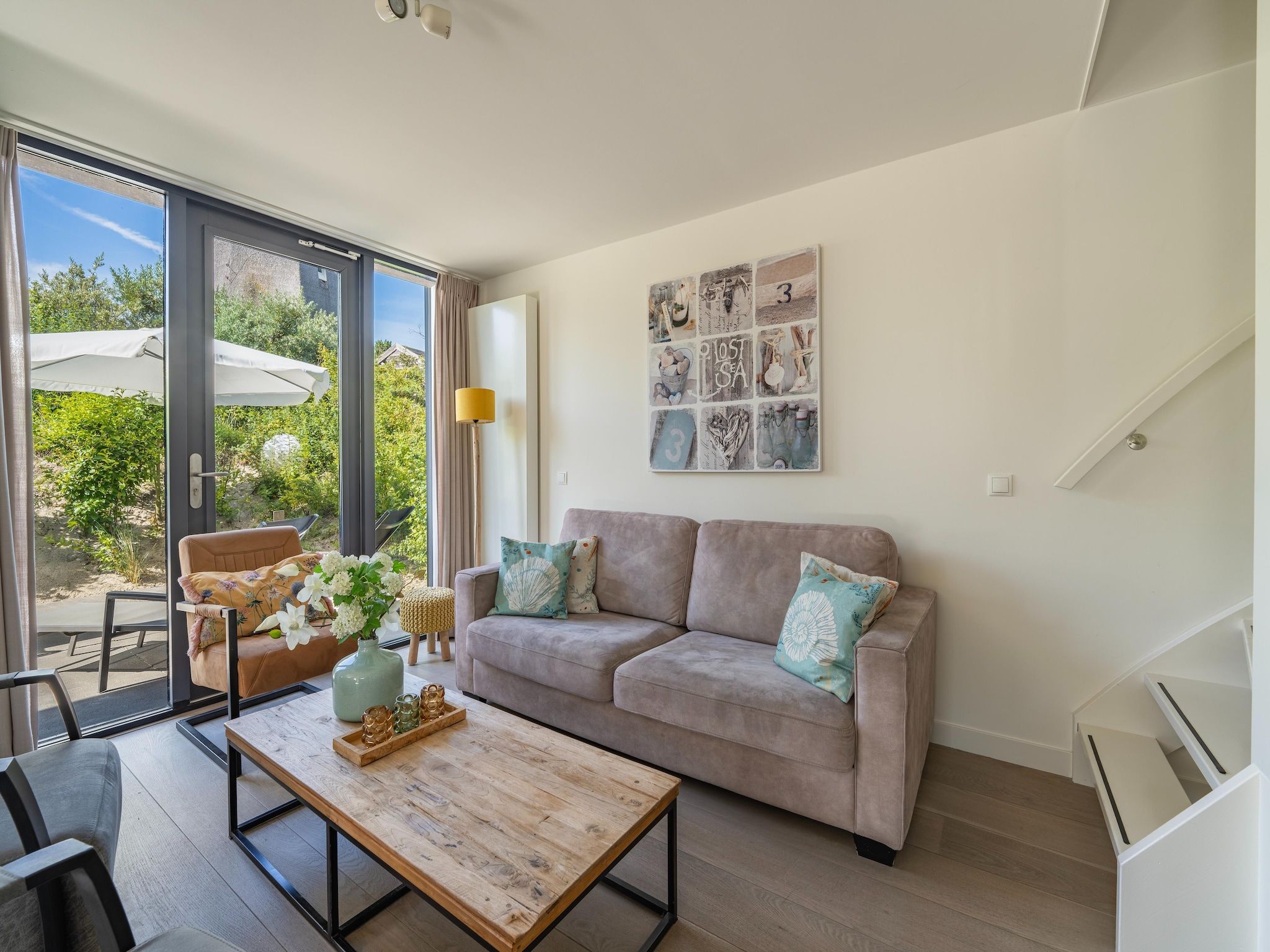 De woonkamer van Casa Anti Stressa in Egmond aan den Hoef