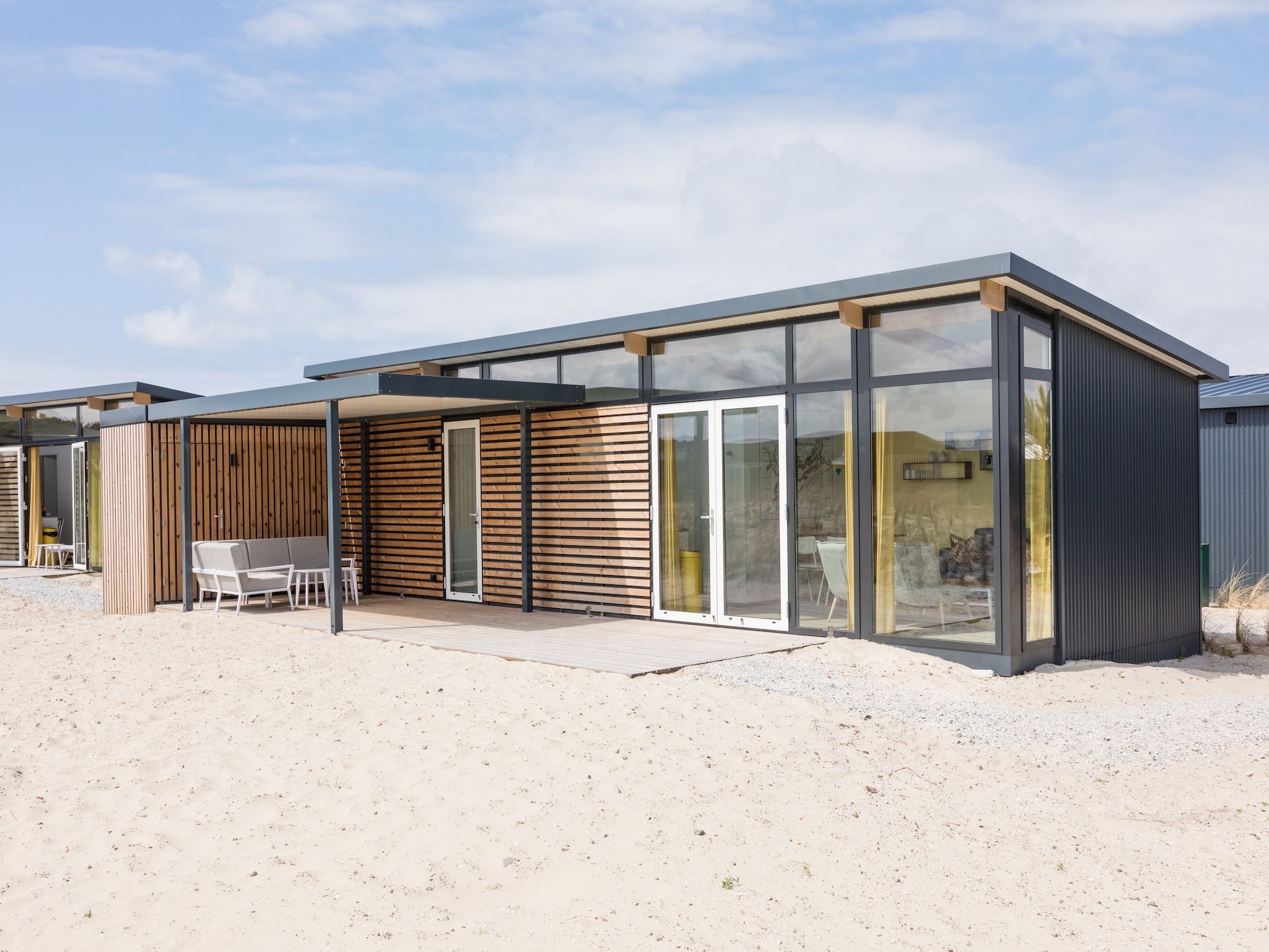 De buitenkant van Sea Lodges Ameland 2 in Hollum
