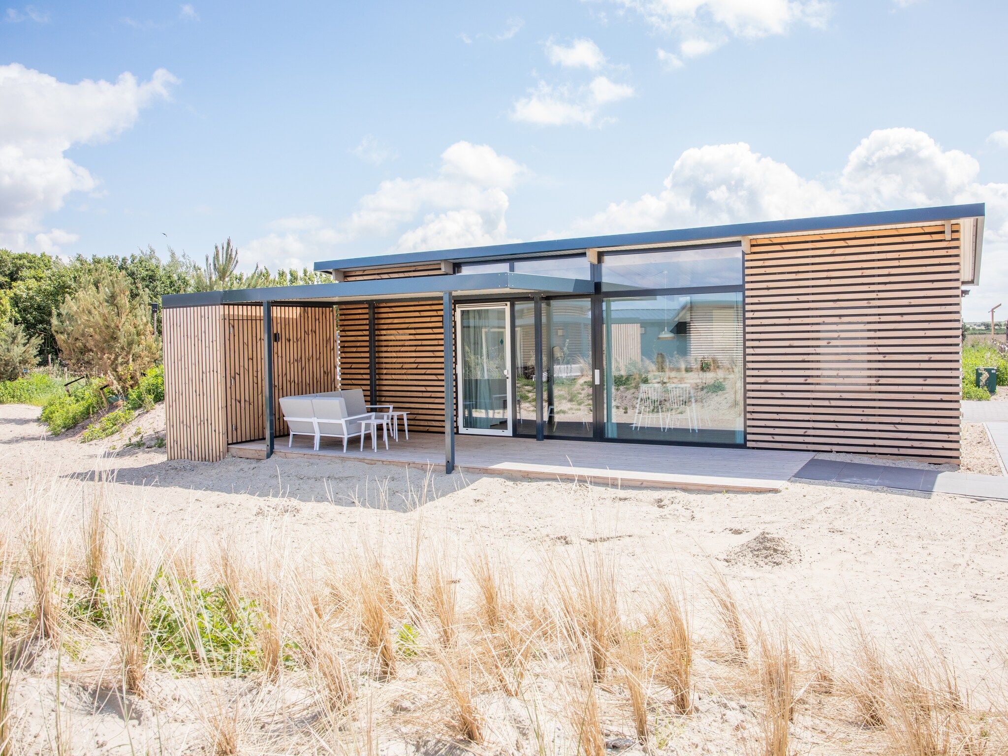 De buitenkant van Sea Lodges Ameland 4 in Hollum