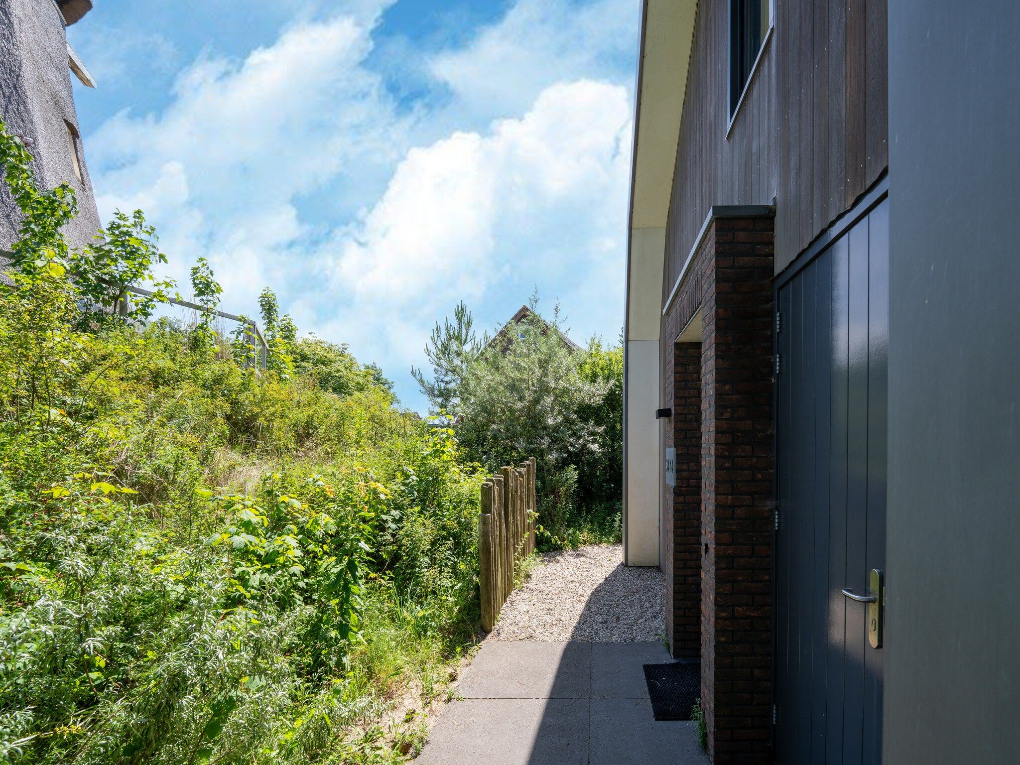 Onder de molen in Egmond aan den Hoef - Foto 30 van 31