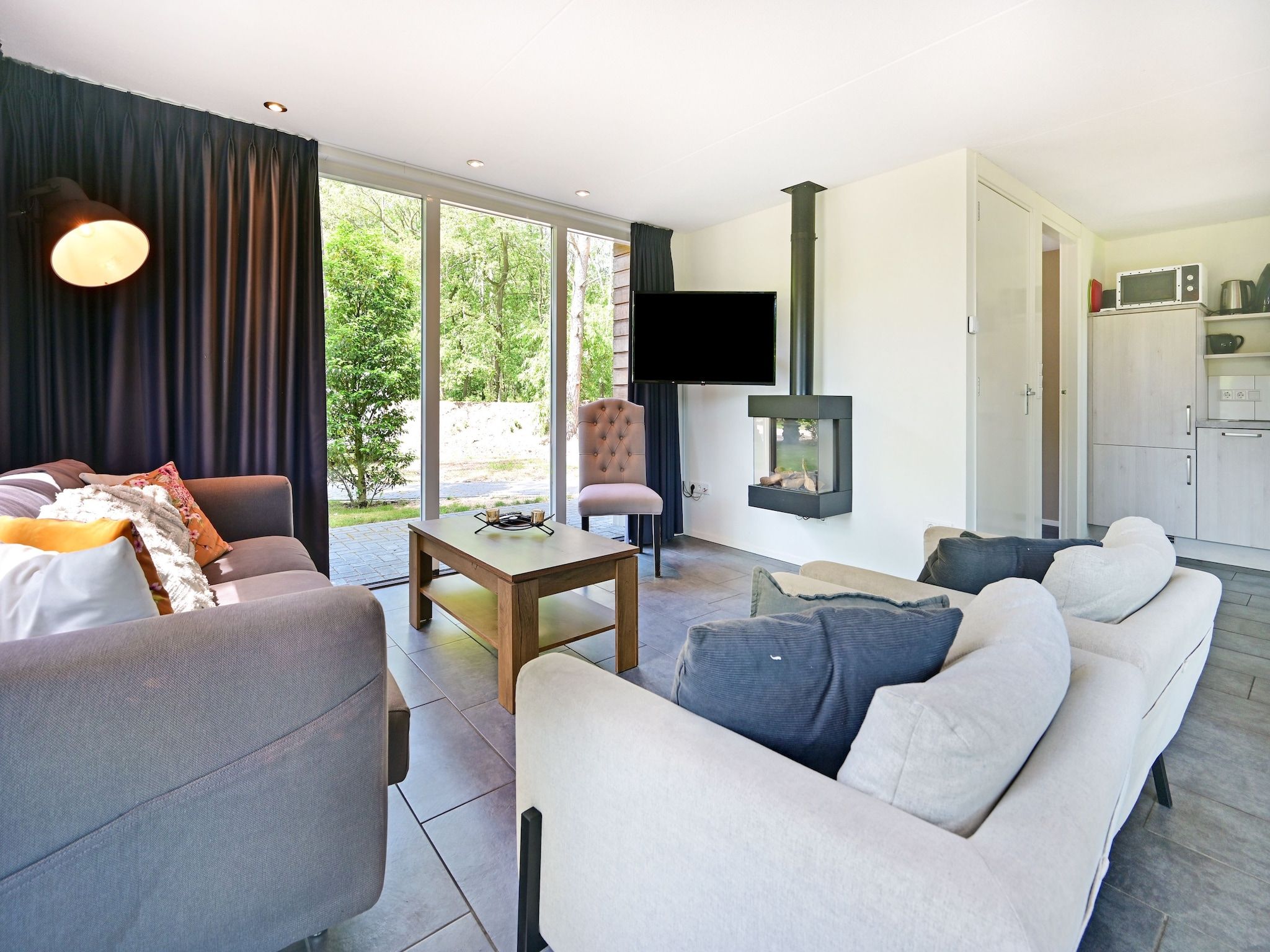 De woonkamer van Zijzicht in Reutum-Weerselo