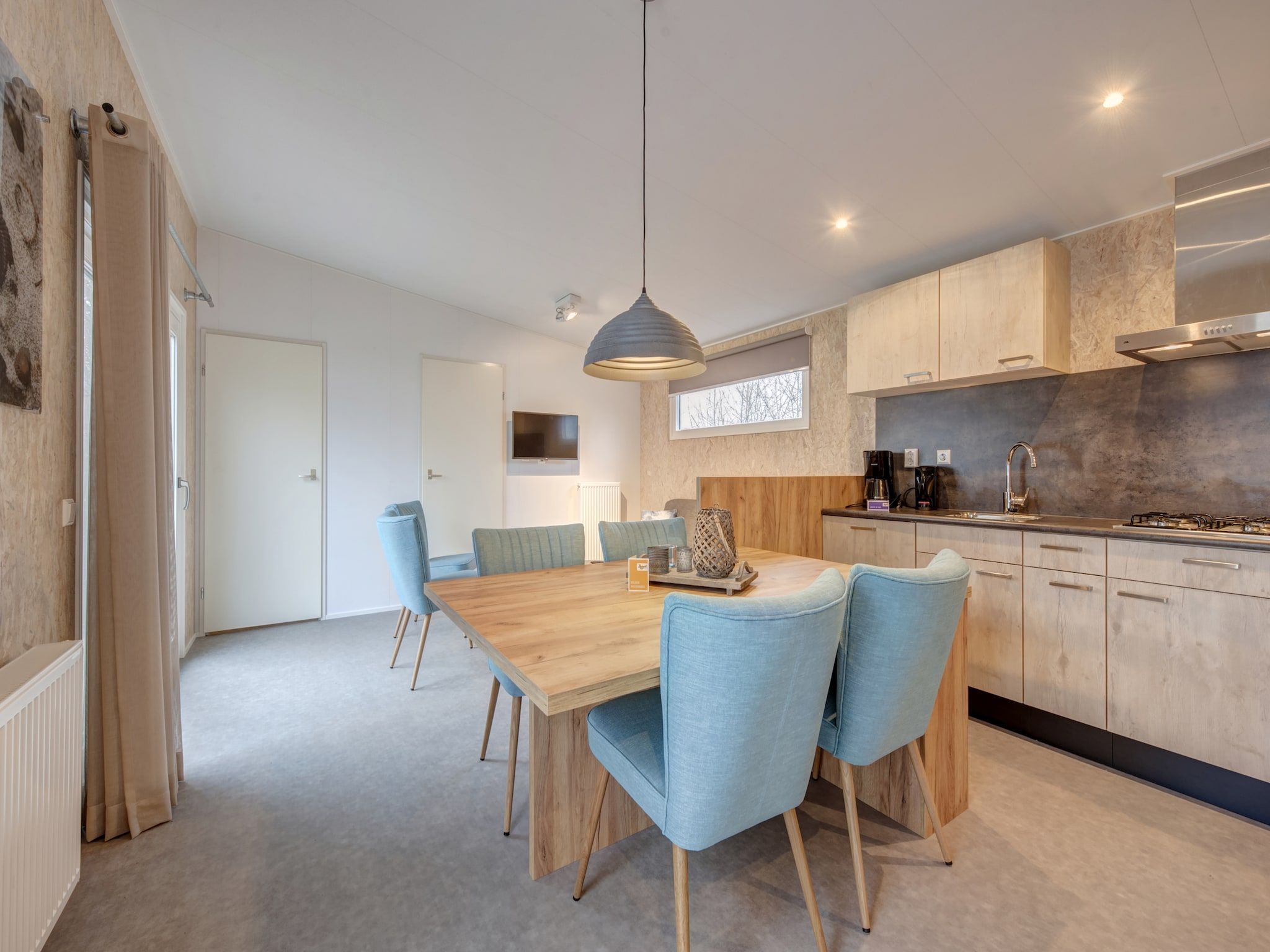 De keuken van Vakantiepark Kijkduin 1 in Den Haag