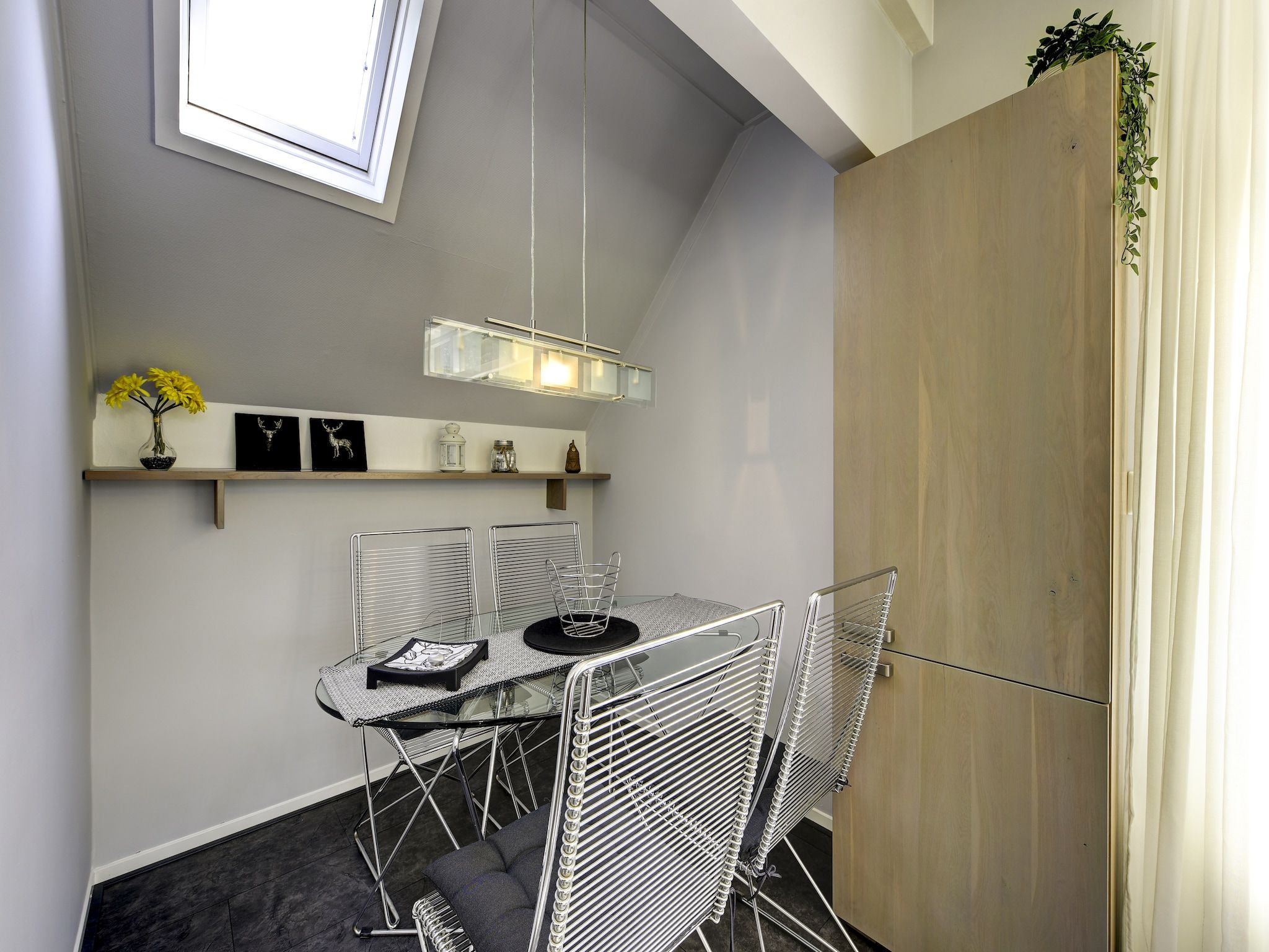 De eetkamer van Buitenplaats Gerner 6 in Dalfsen