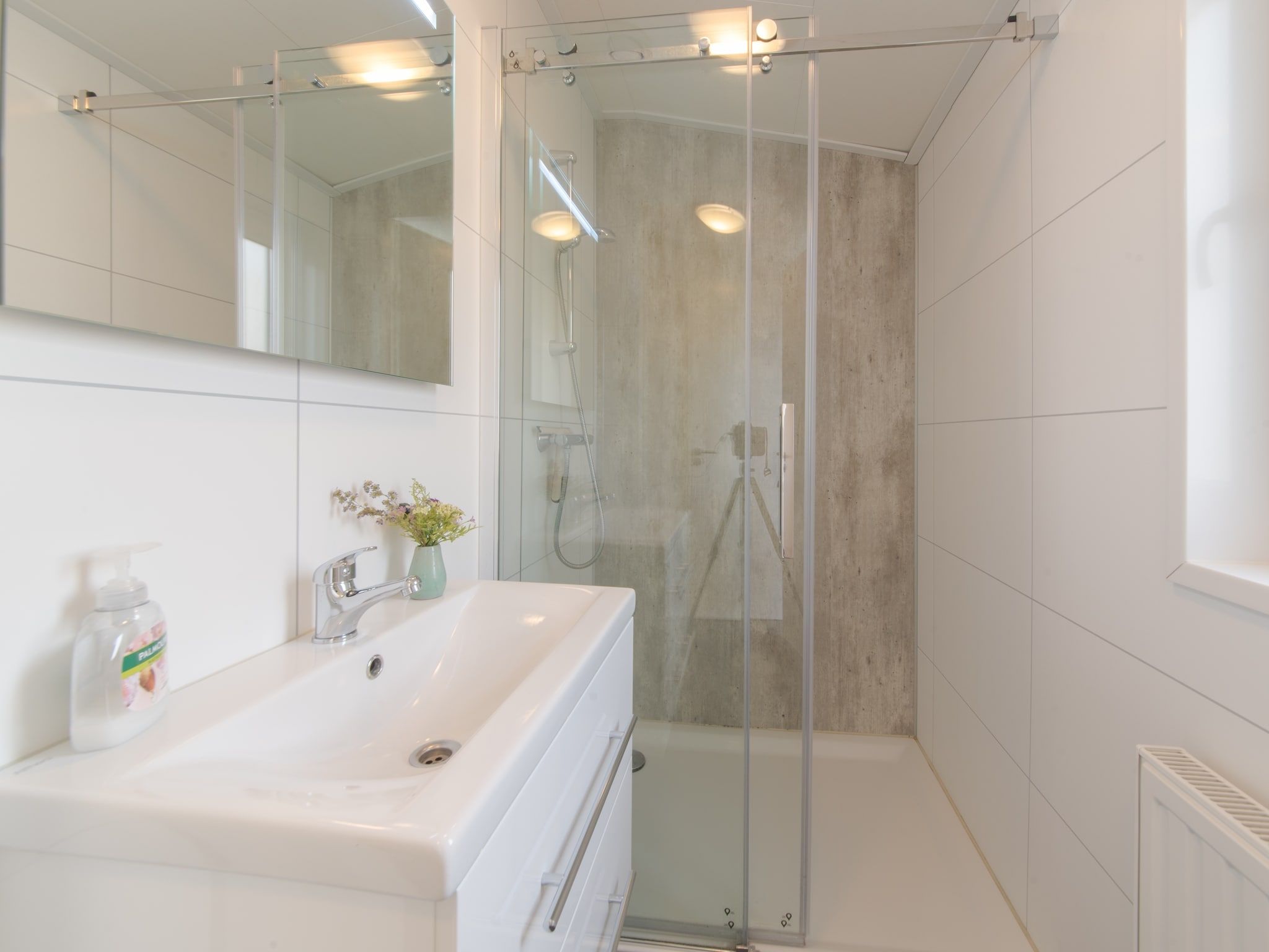 De badkamer van Water Resort Oosterschelde 70 in Wemeldinge