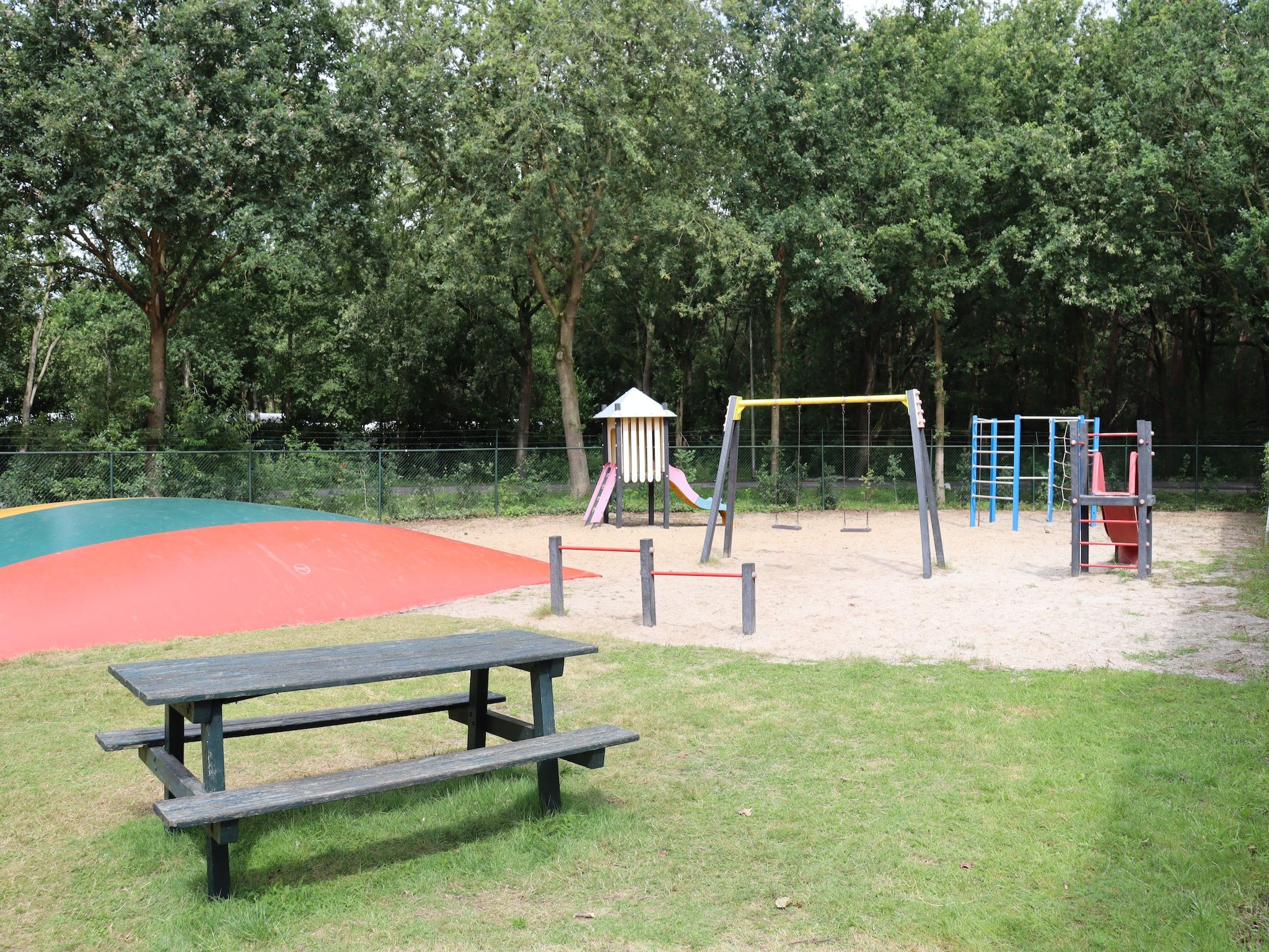Parkfaciliteiten bij Recreatiepark Duinhoeve 7 in Udenhout