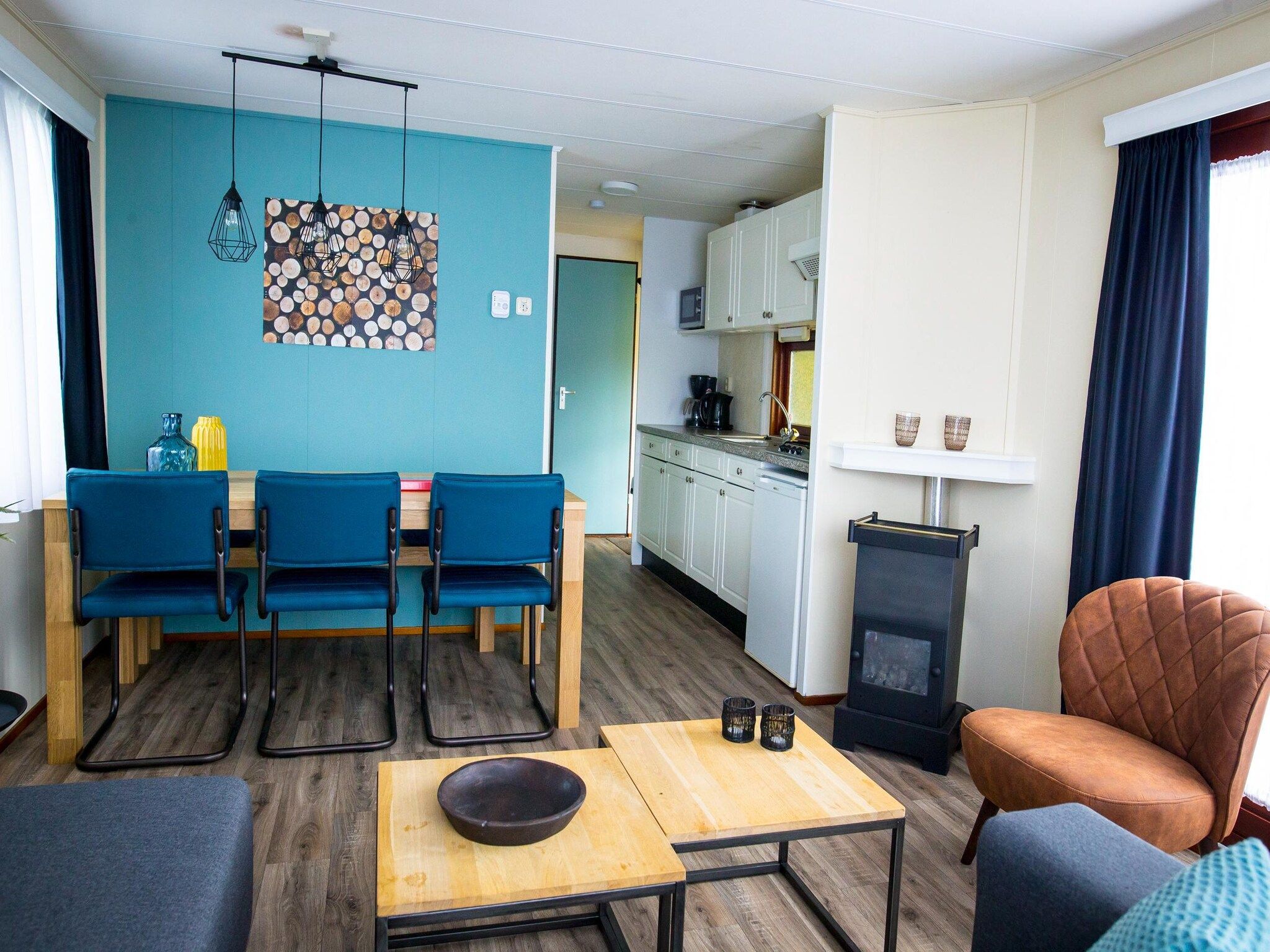 De woonkamer van Recreatiepark Duinhoeve 3 in Udenhout