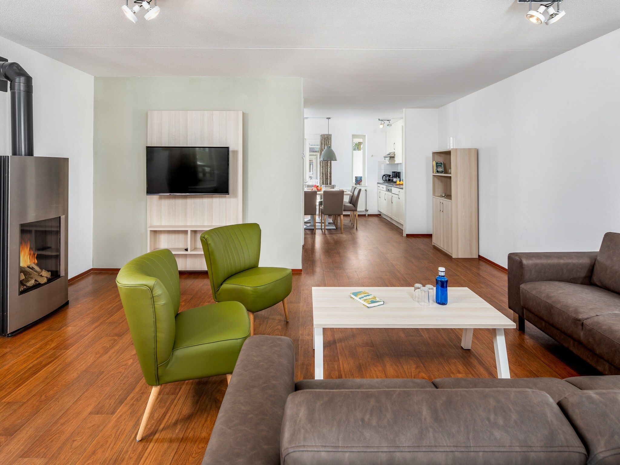 De woonkamer van Aquadelta 30 in Bruinisse