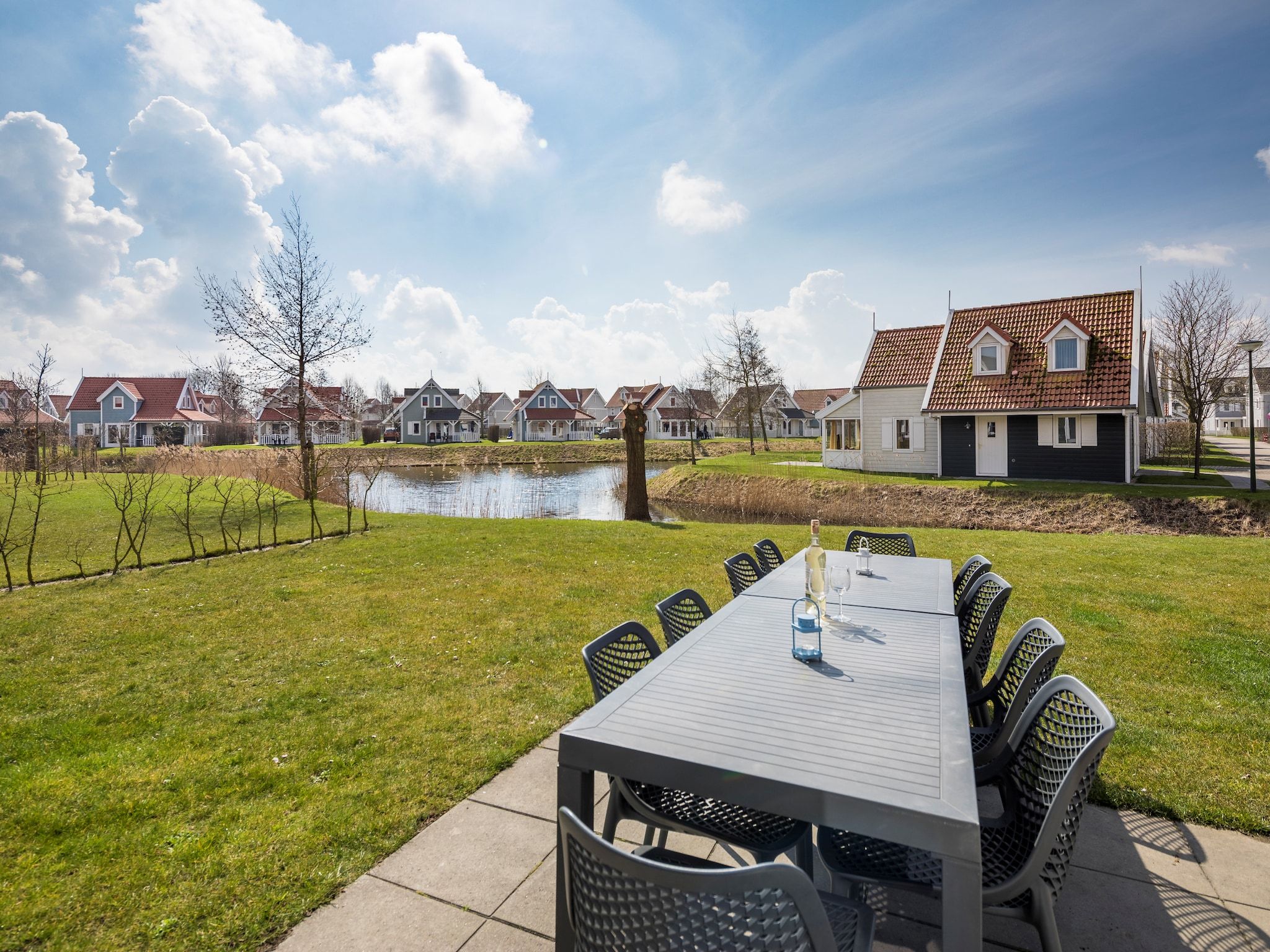 Het terras van Aquadelta 31 in Bruinisse