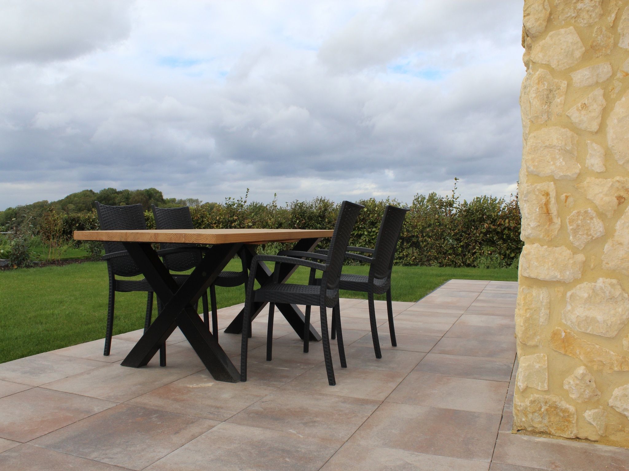 Het terras van Resort Mooi Bemelen 8 in Bemelen