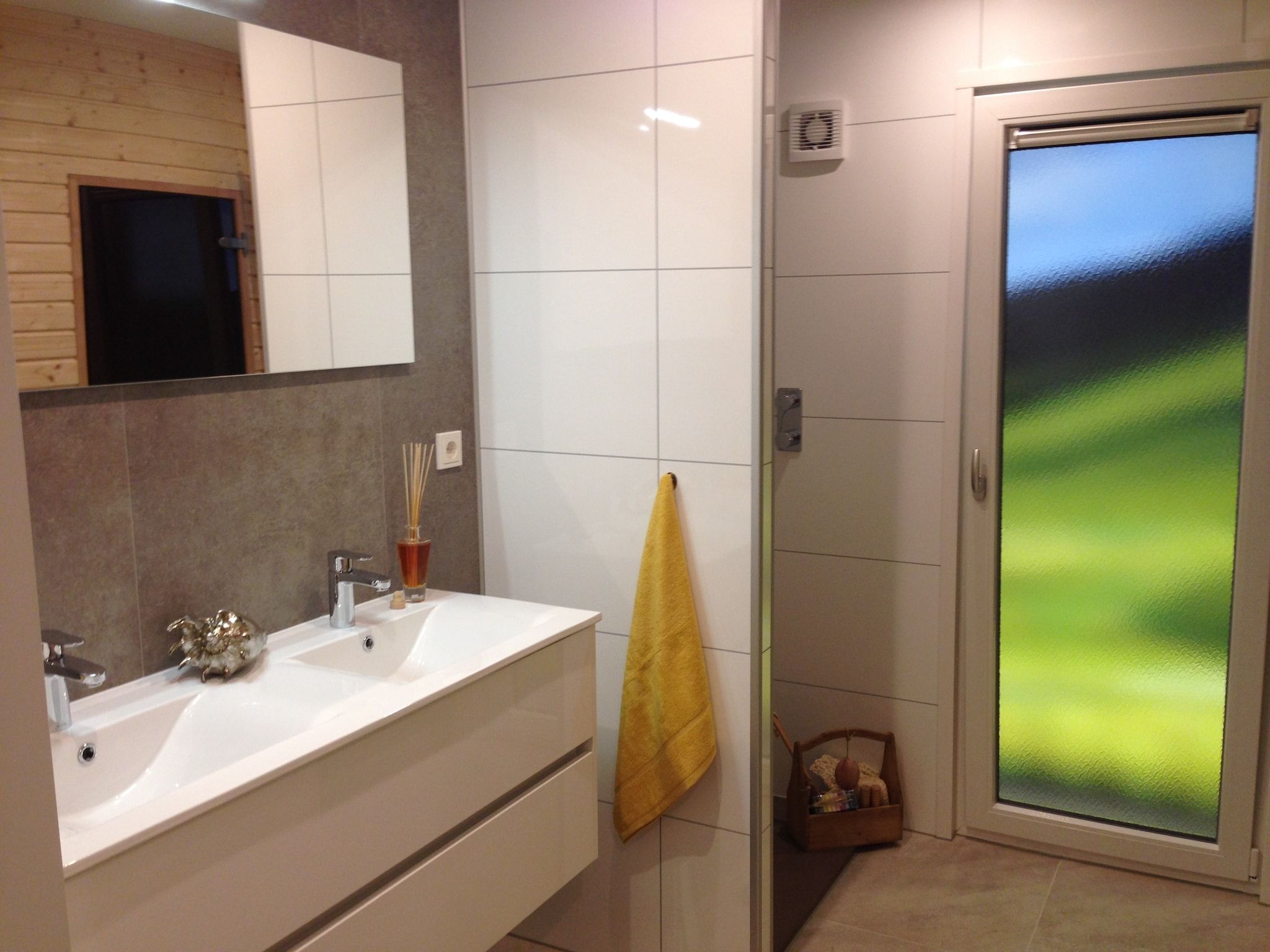 De badkamer van Resort Mooi Bemelen 10 in Bemelen