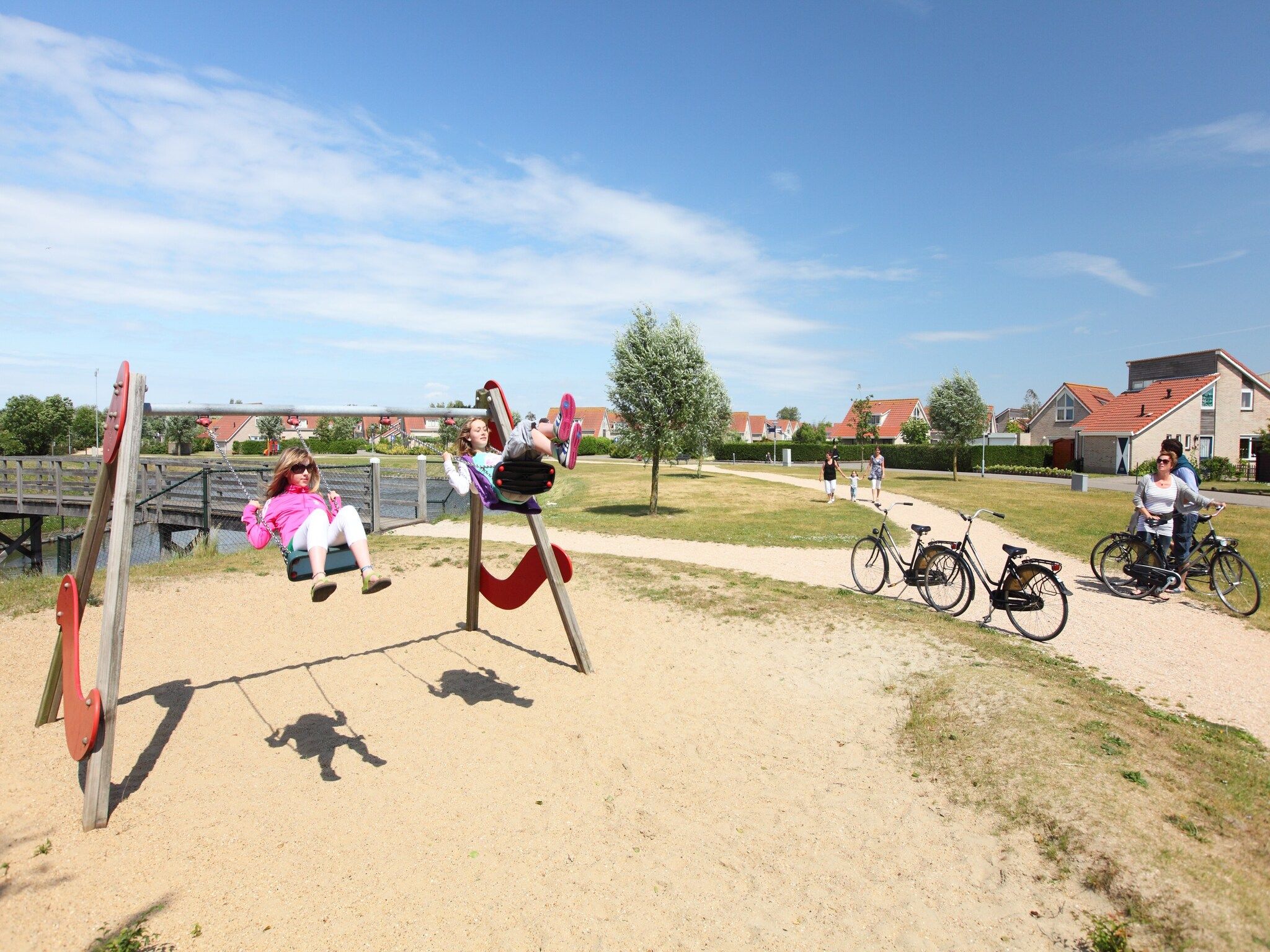 Parkfaciliteiten bij Vakantiepark Zeebad 4 in Breskens